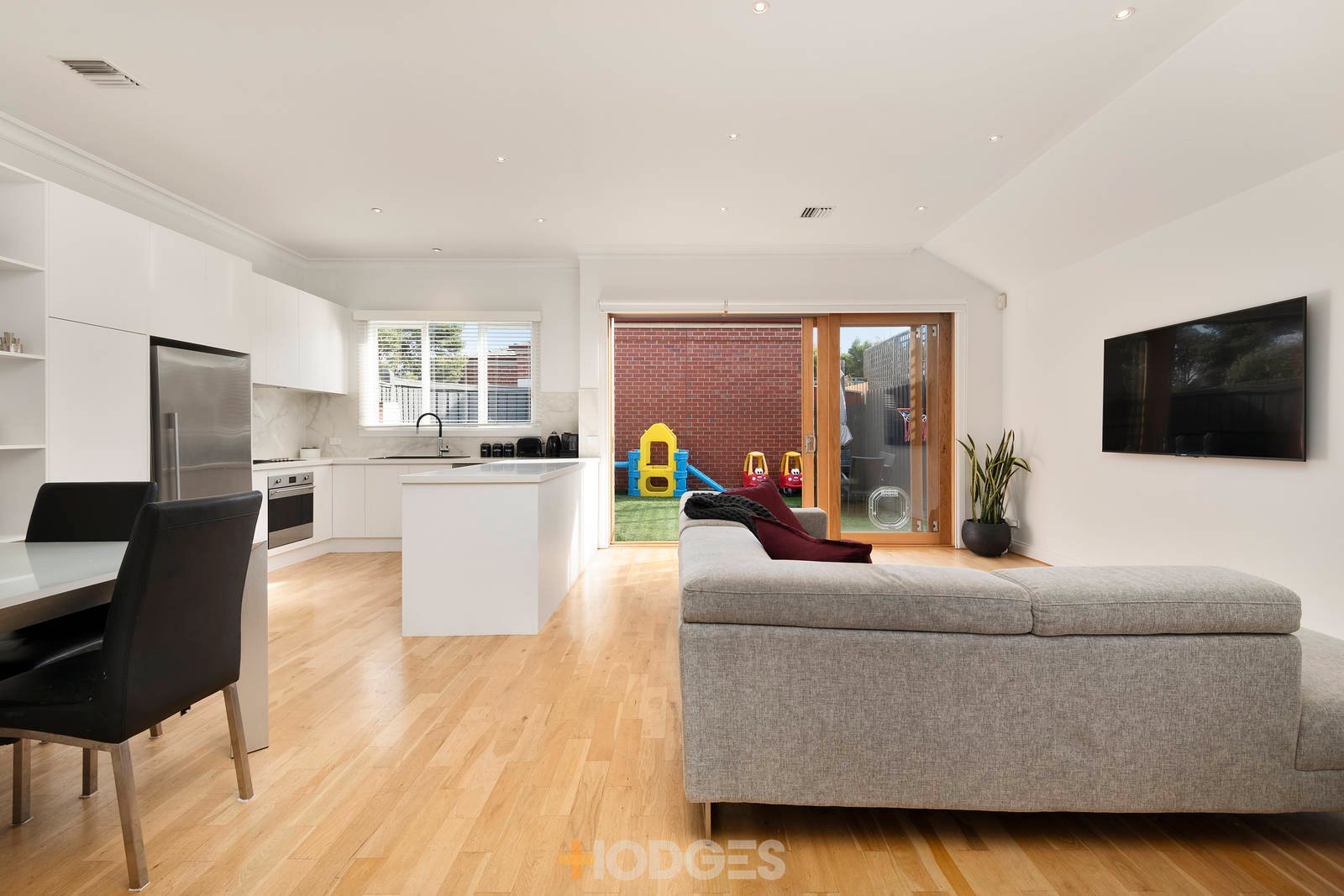 1 / 13 Duke Street Caulfield South