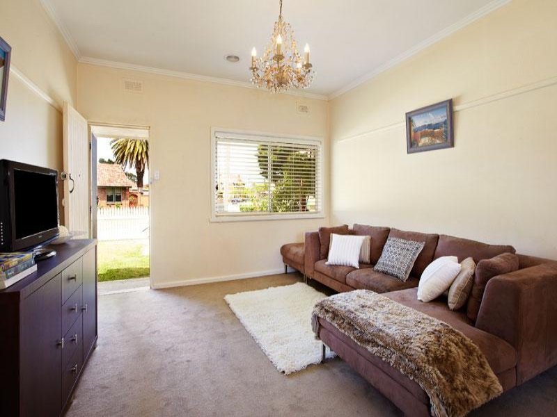 113 Dunstan Parade, Port Melbourne image 4