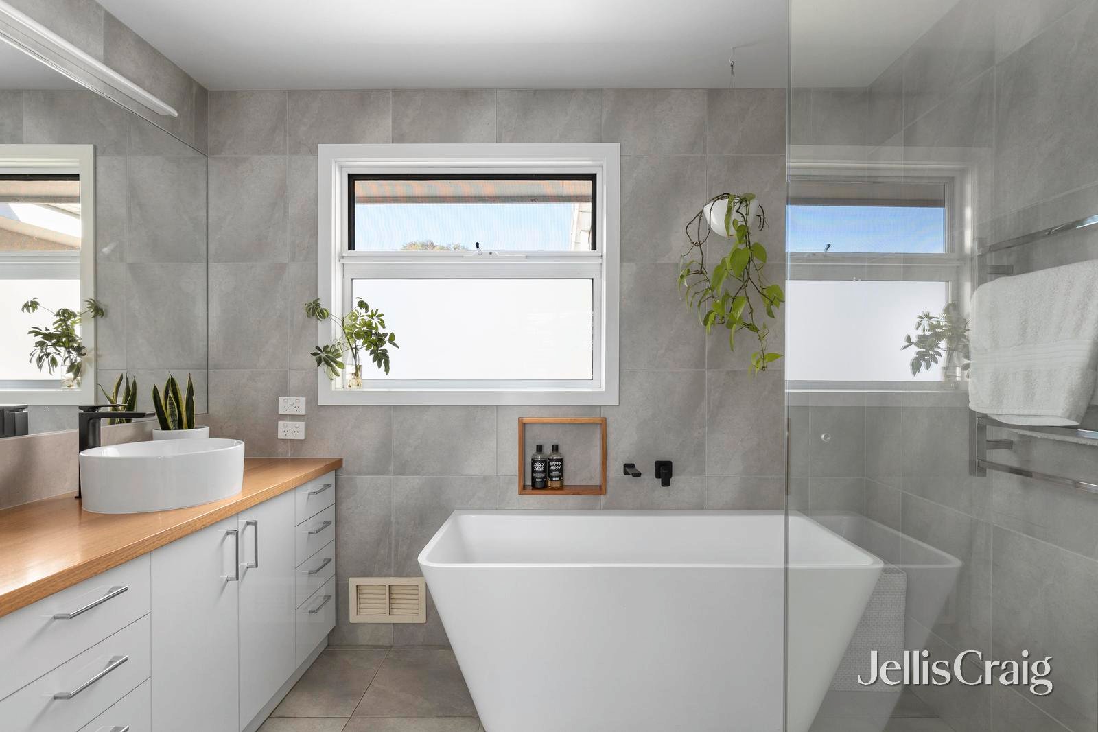 113 Finlayson Street, Rosanna image 16