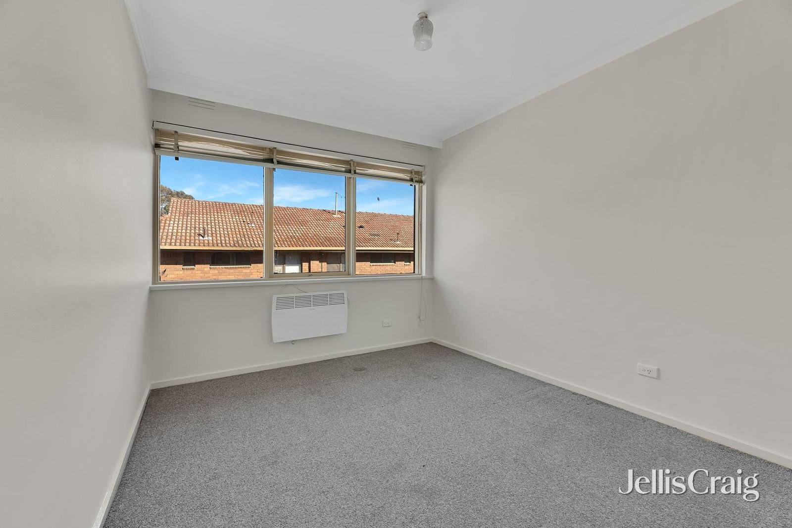 1/13 Firth Street, Doncaster image 8