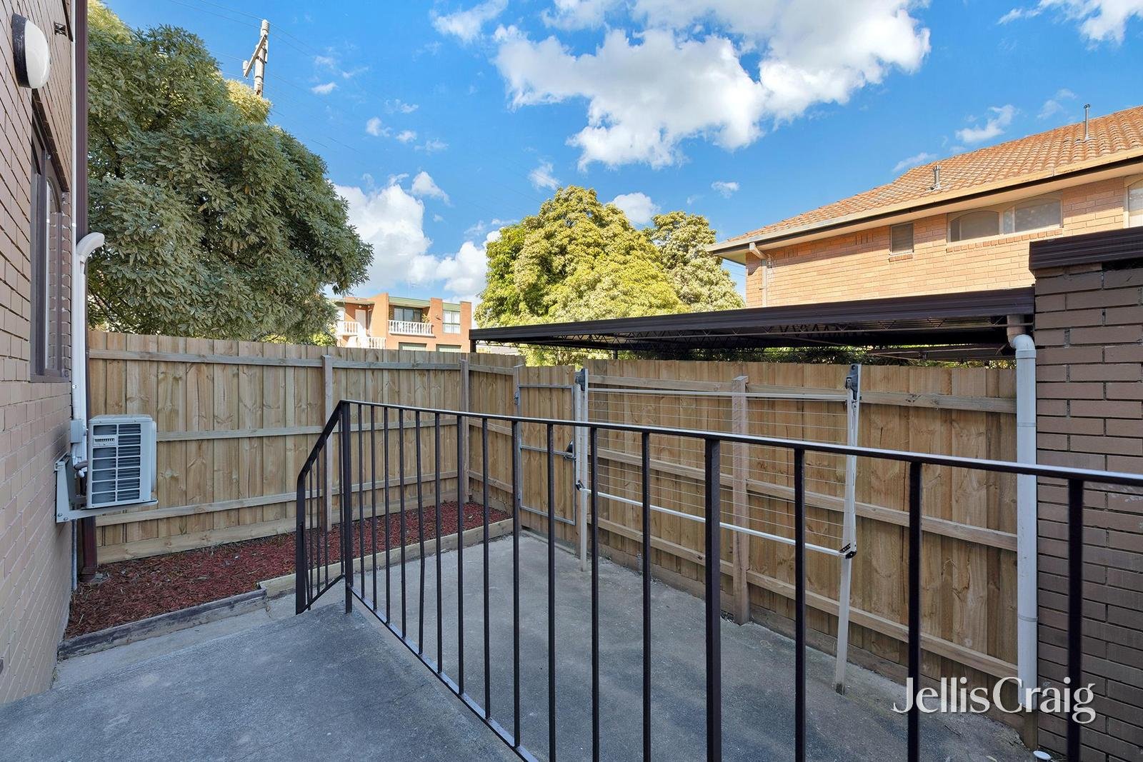 1/13 Firth Street, Doncaster image 10