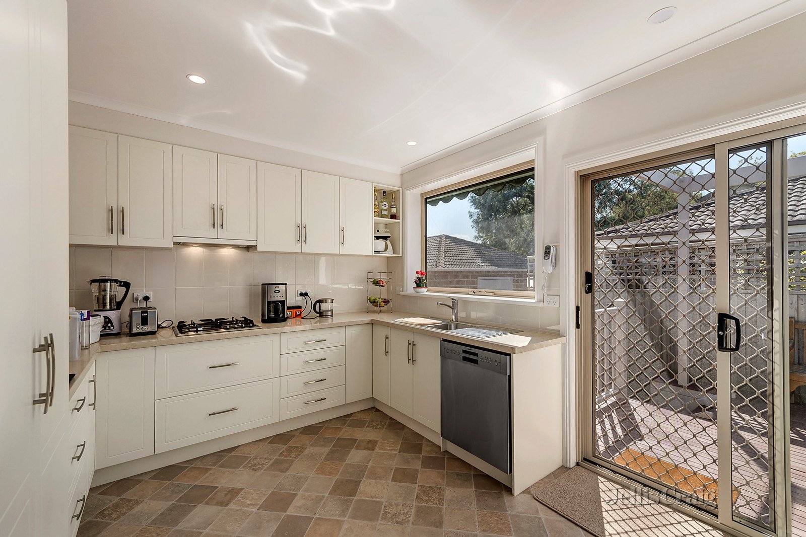 1/13 Glyndon Road, Camberwell image 4