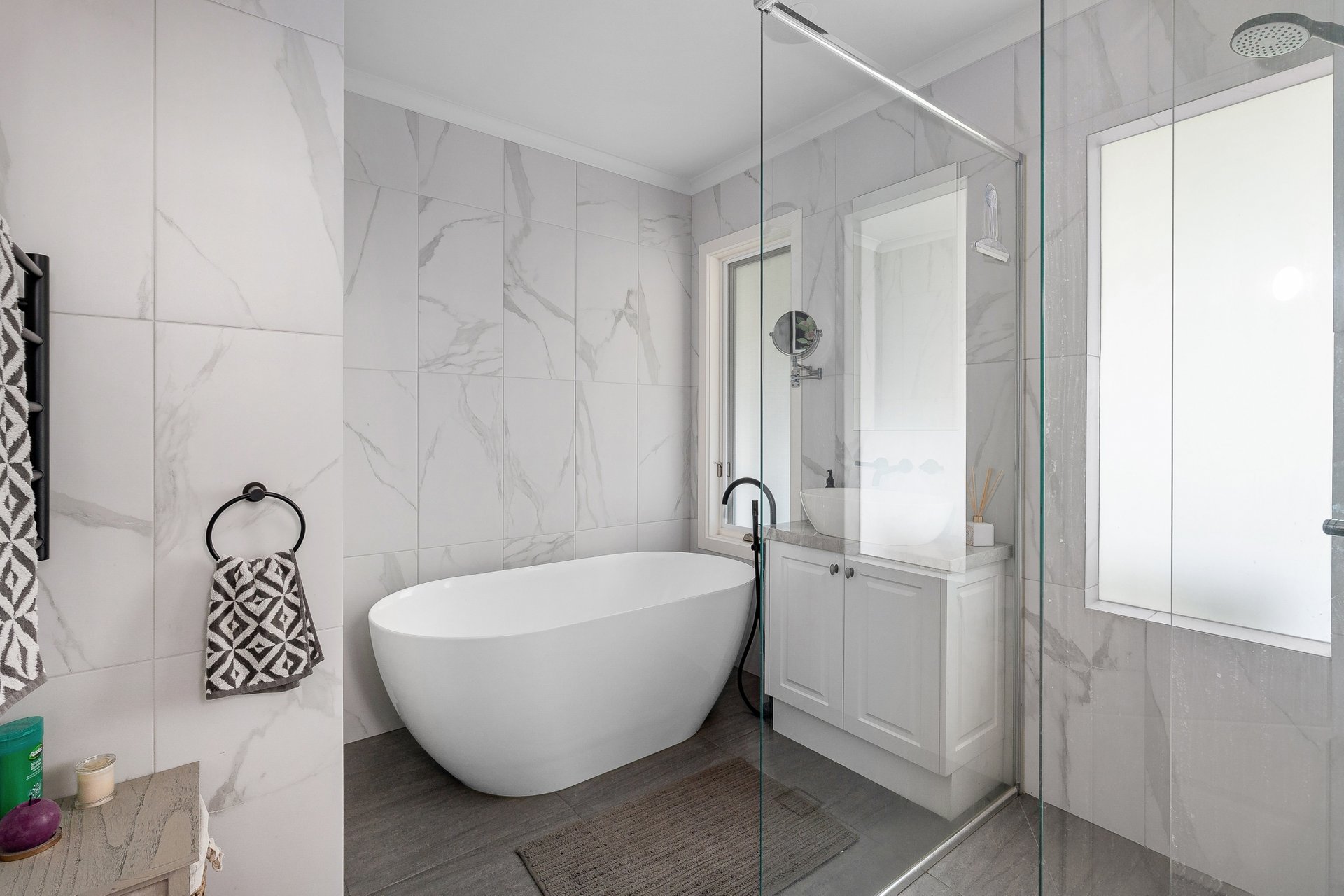 Property Gallery Thumbnail 8