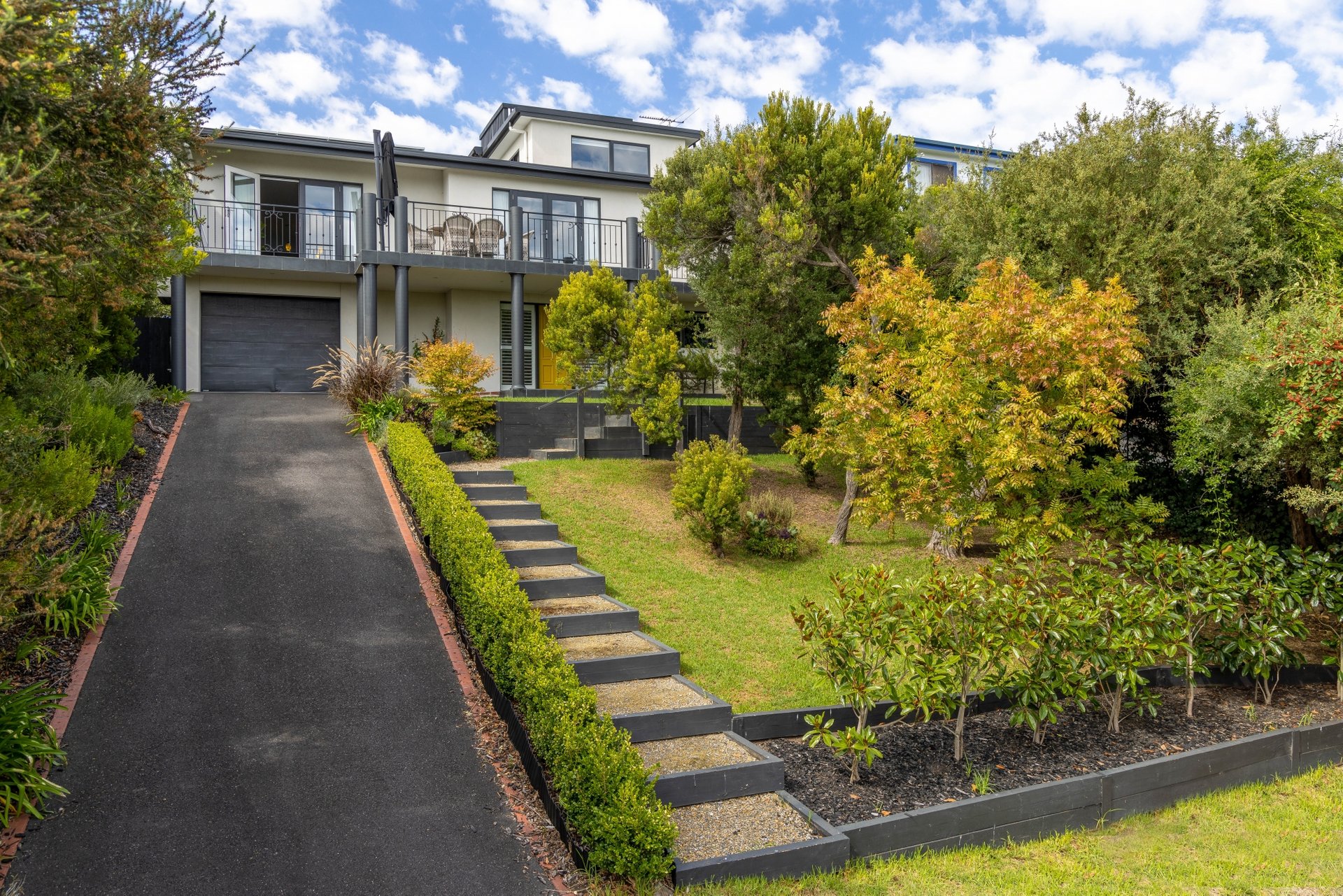 Property Gallery - Main Image