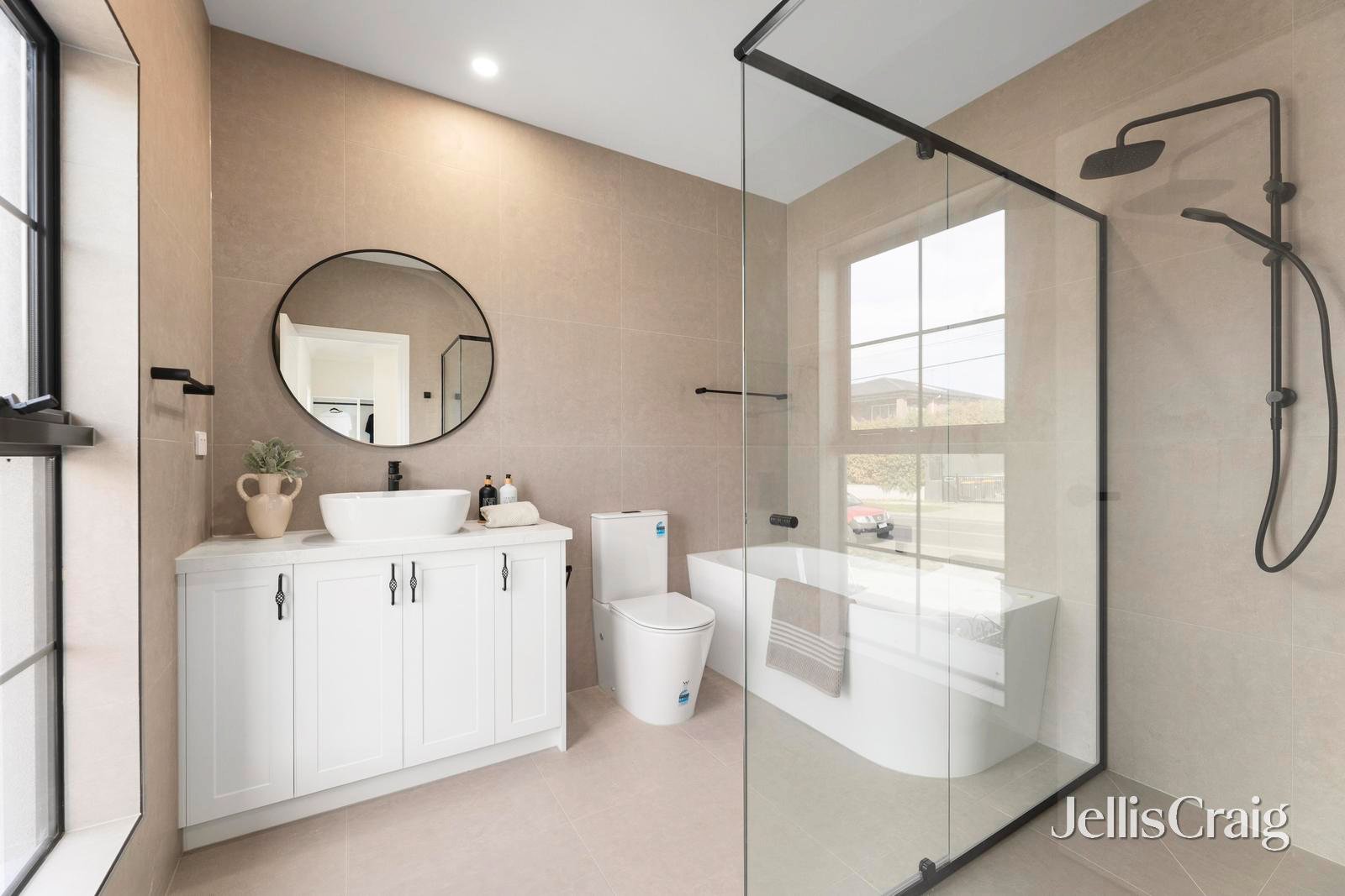 1/13 Heany Street, Mount&nbsp;Waverley image 9