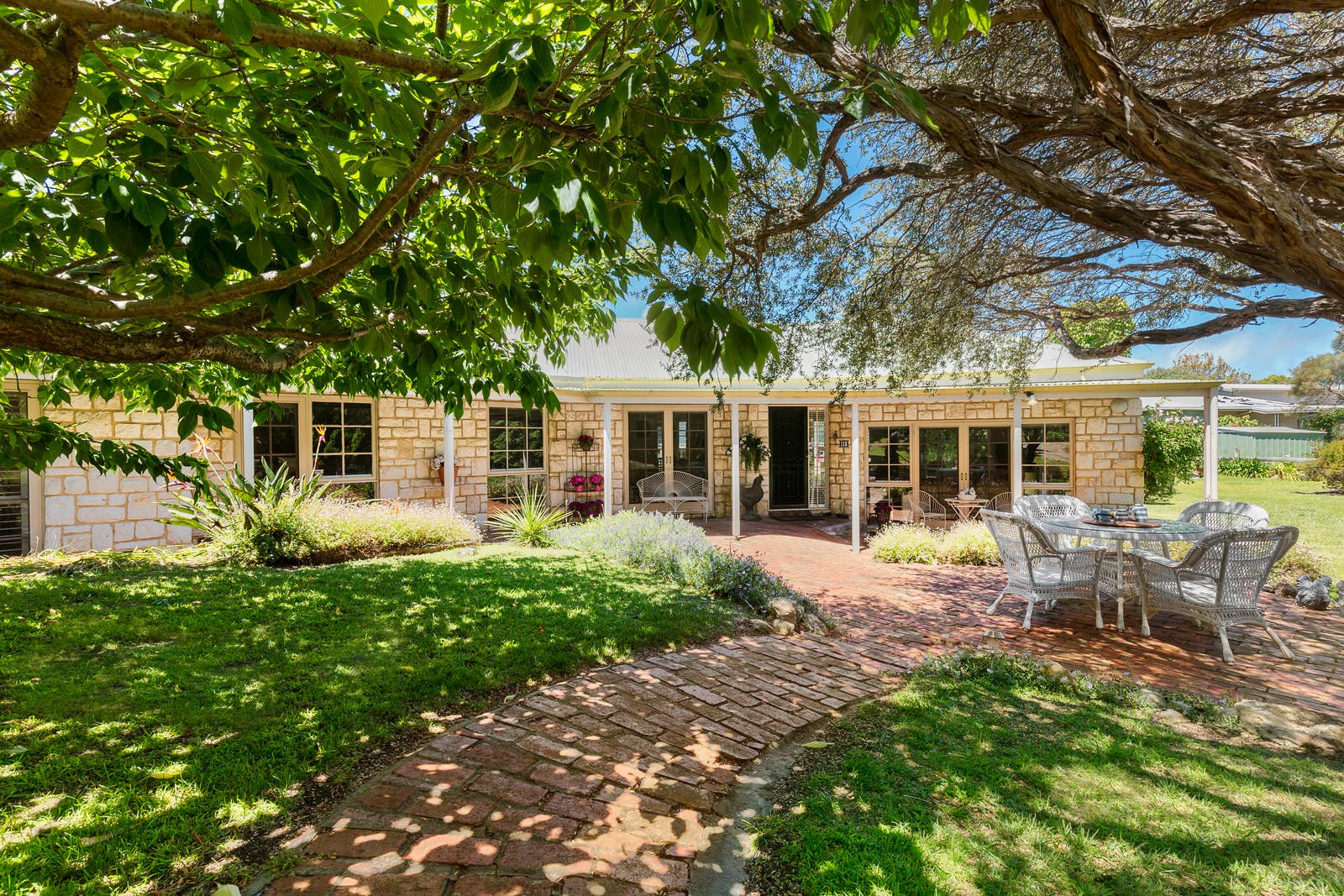 Property Gallery Thumbnail 6