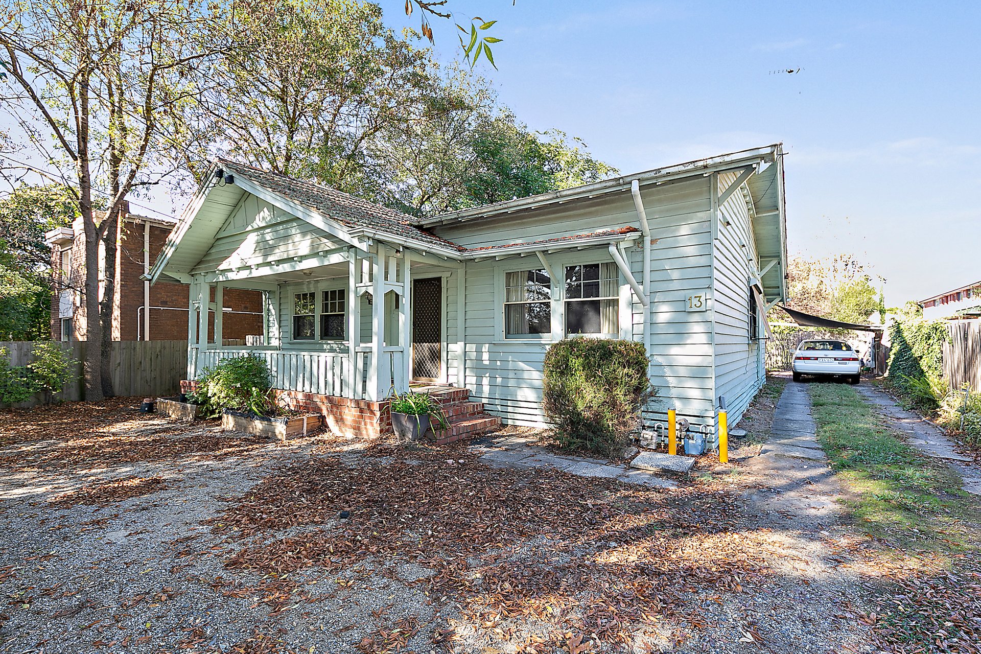 1/13 Kent Road, Box Hill image 1