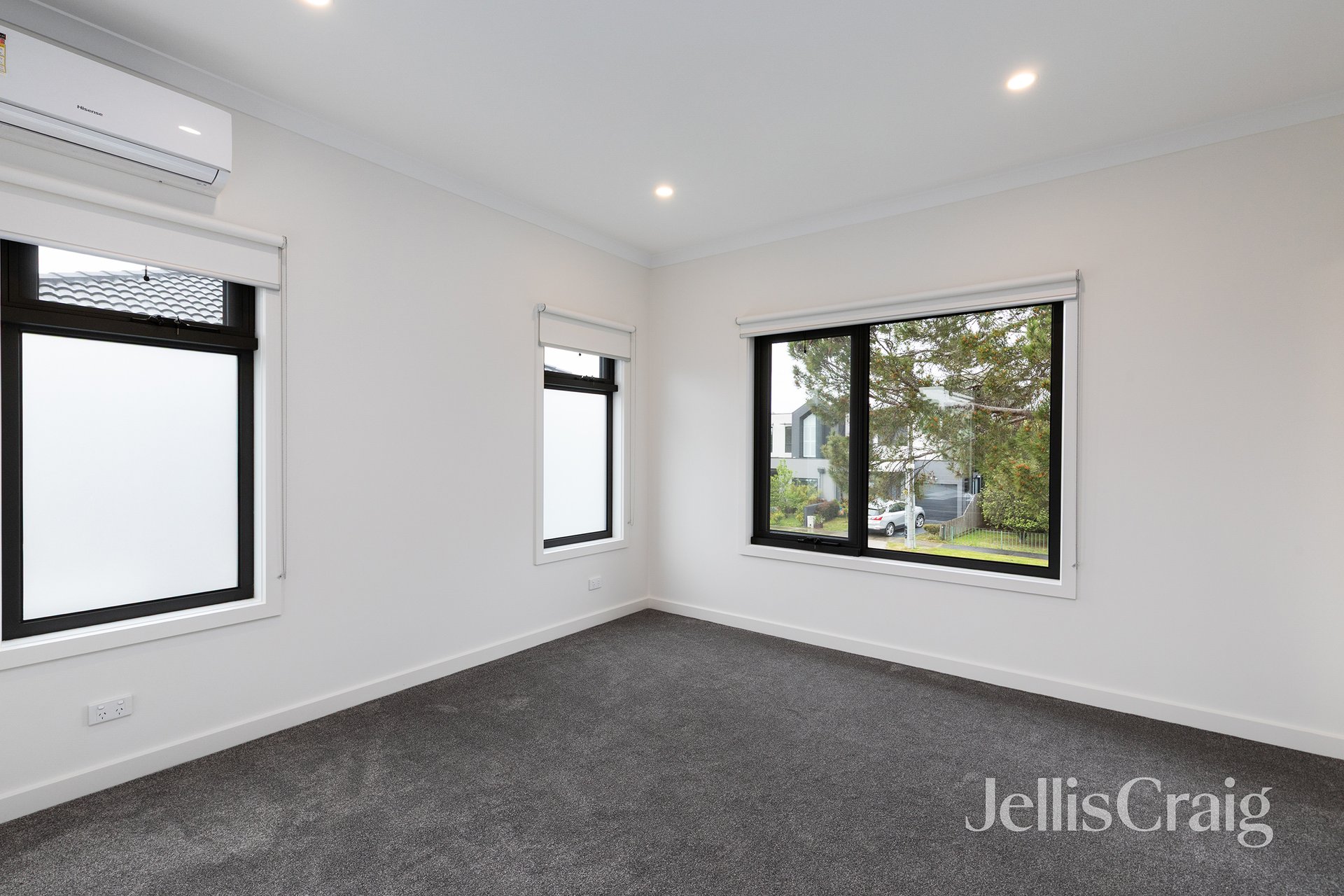1/13 Leyte Parade, Heidelberg West image 6