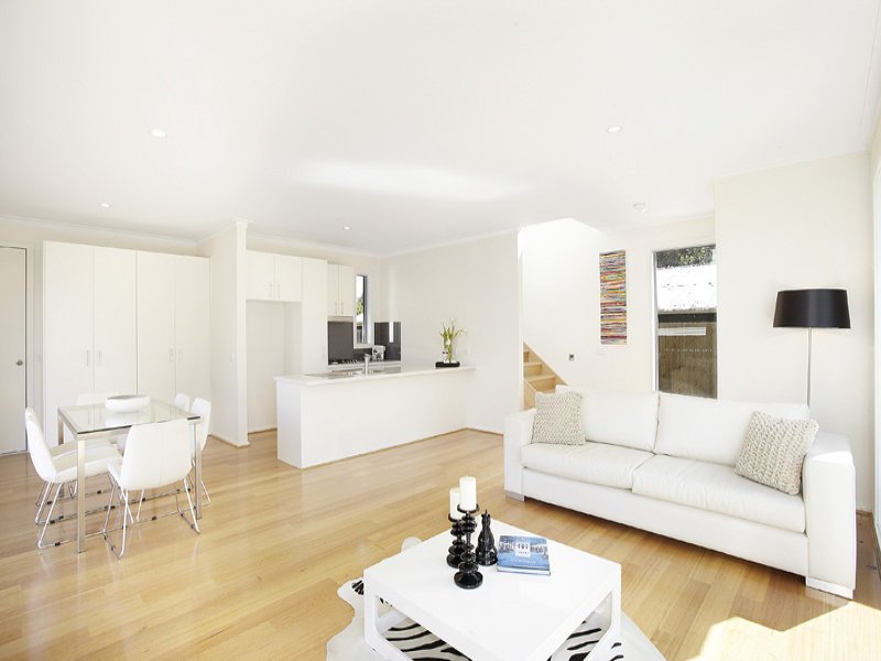 1/13 Mary Street, Spotswood image 3