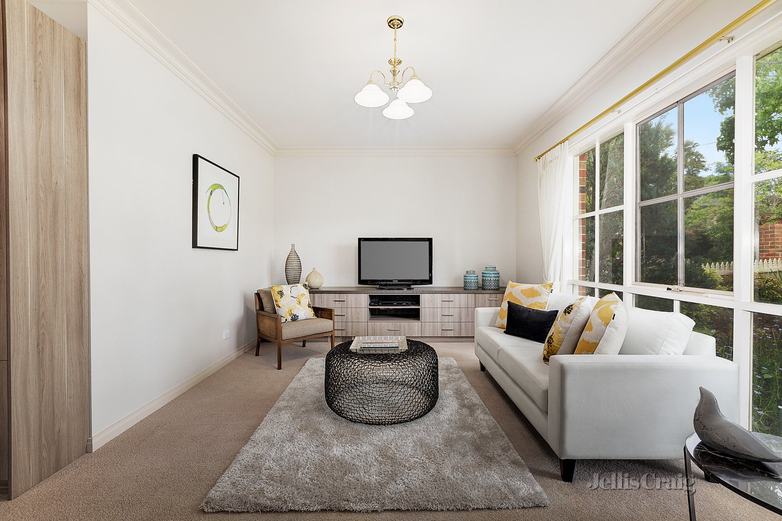 1/13 Relowe Crescent, Balwyn image 2