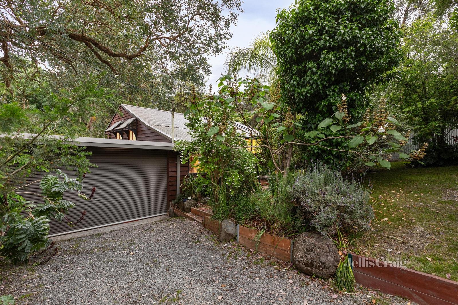 113 Research Warrandyte Road, North Warrandyte image 12