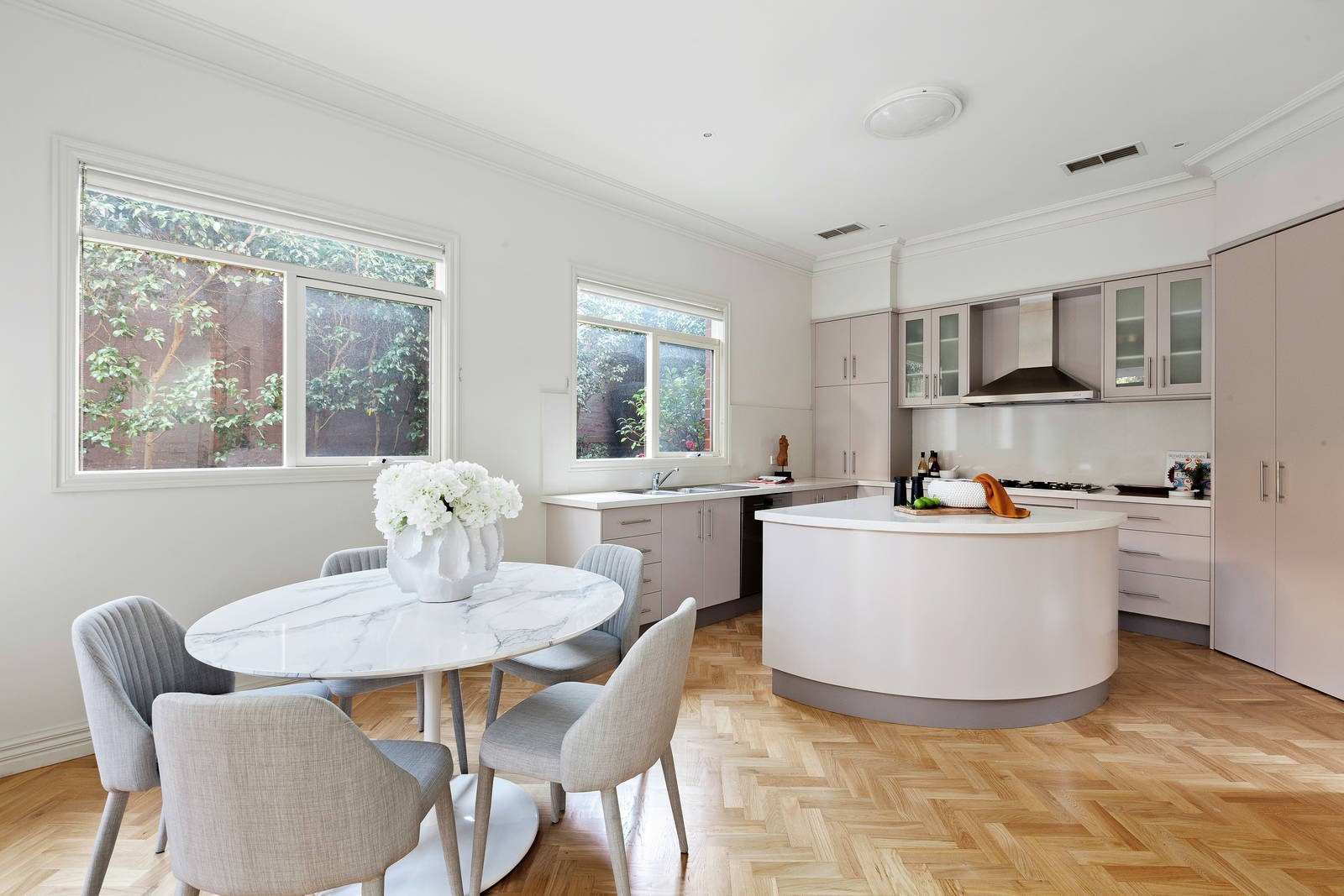 113 Sackville Street, Kew image 4