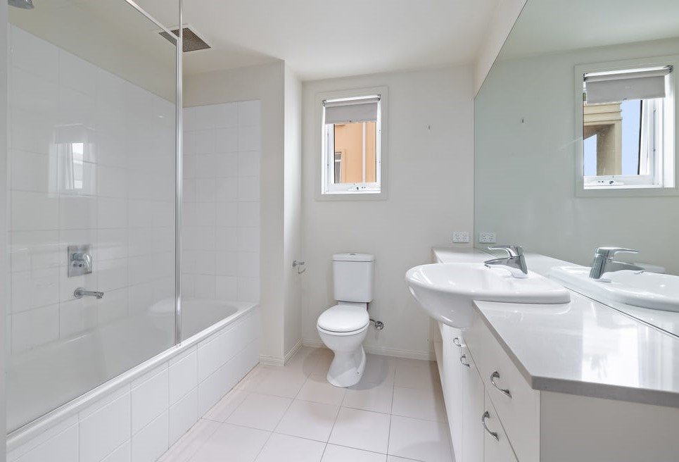 11/3 Seisman Street, Port Melbourne image 5