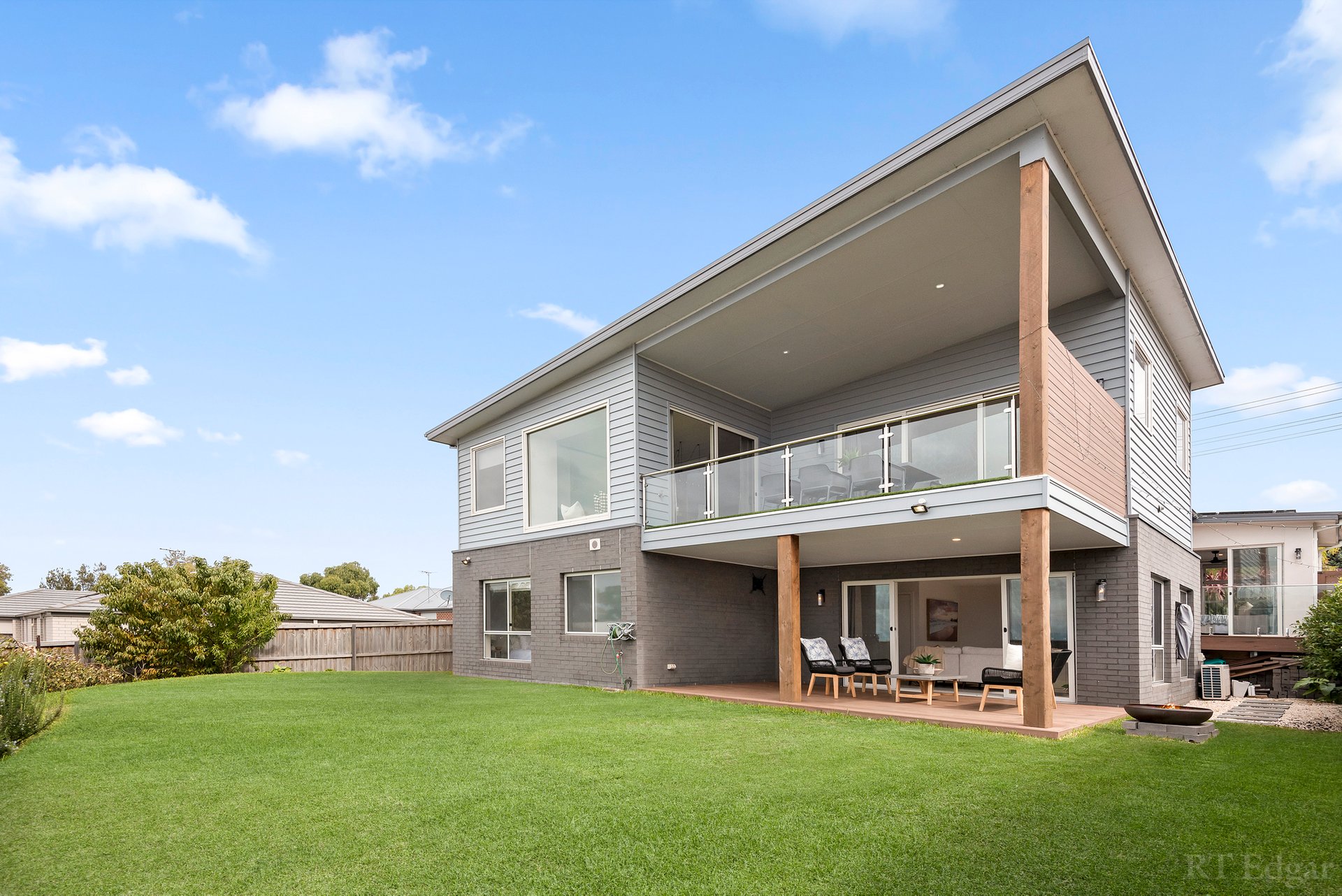 Property Gallery - Main Image