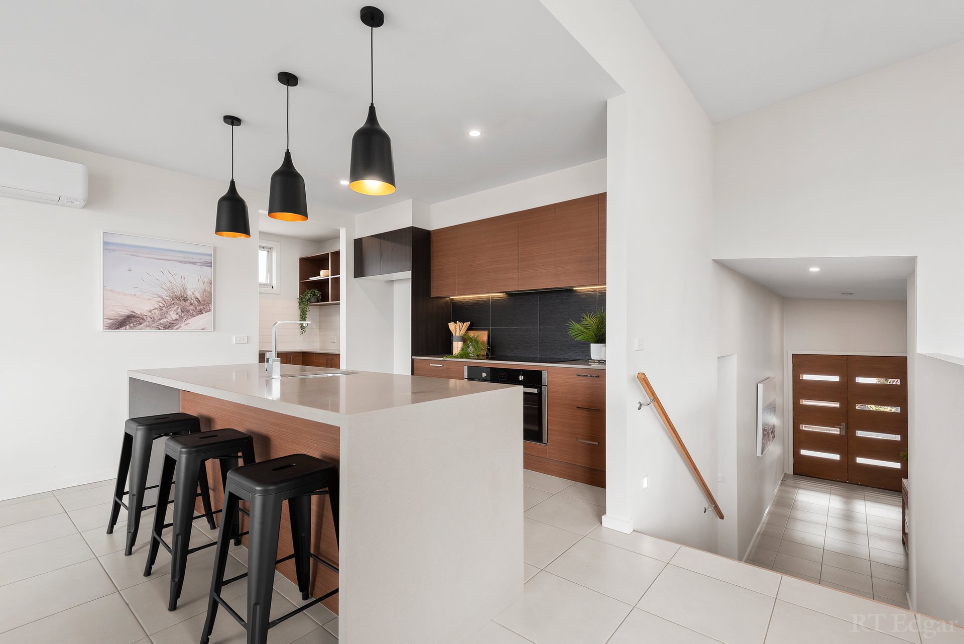 Property Gallery Thumbnail 7