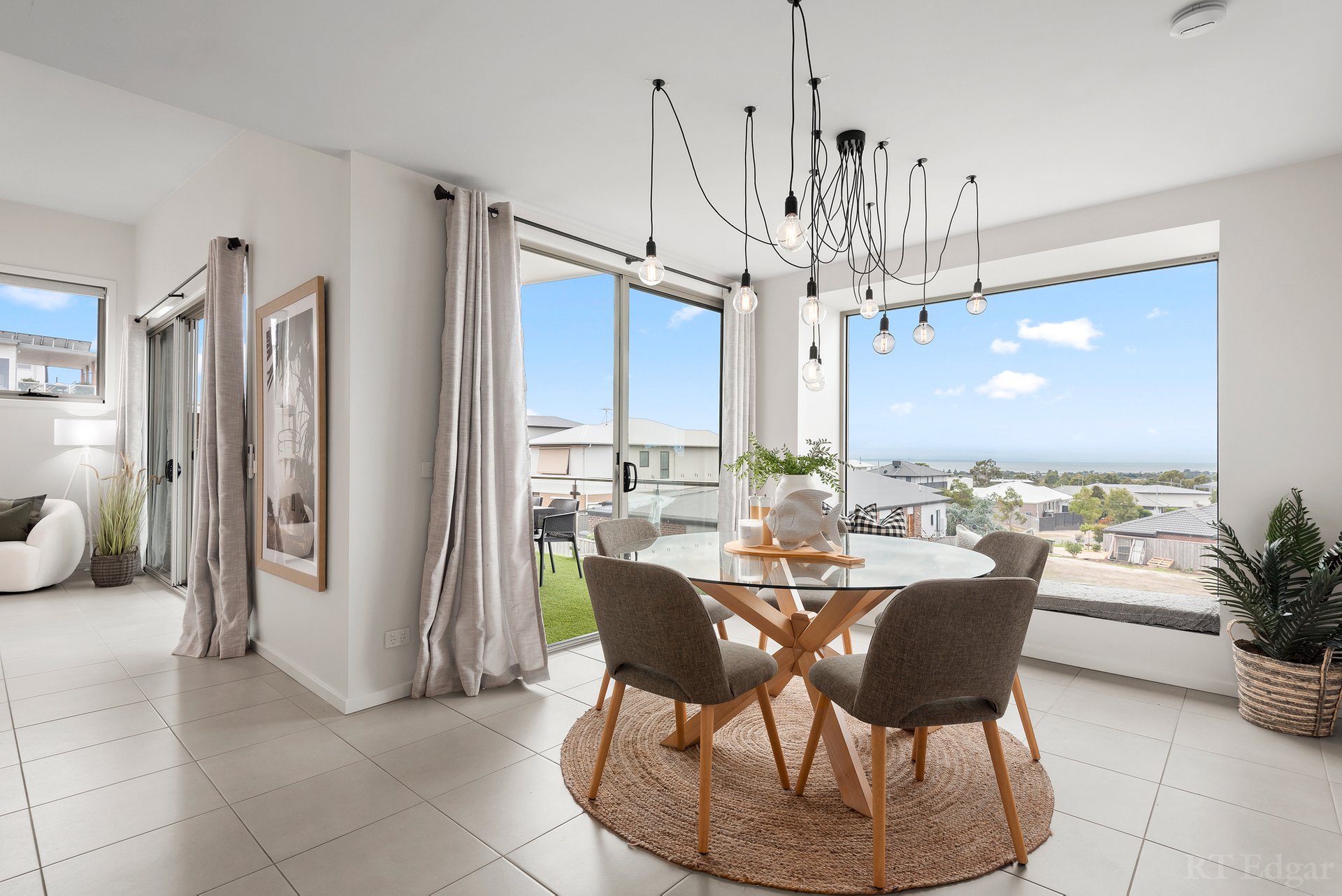 Property Gallery Thumbnail 11