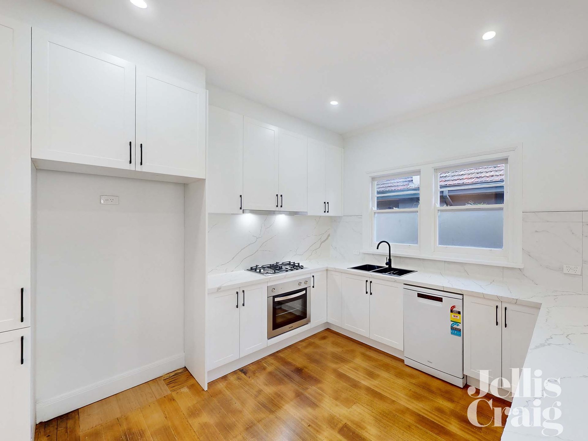 113 Summerhill Road, Glen Iris image 4
