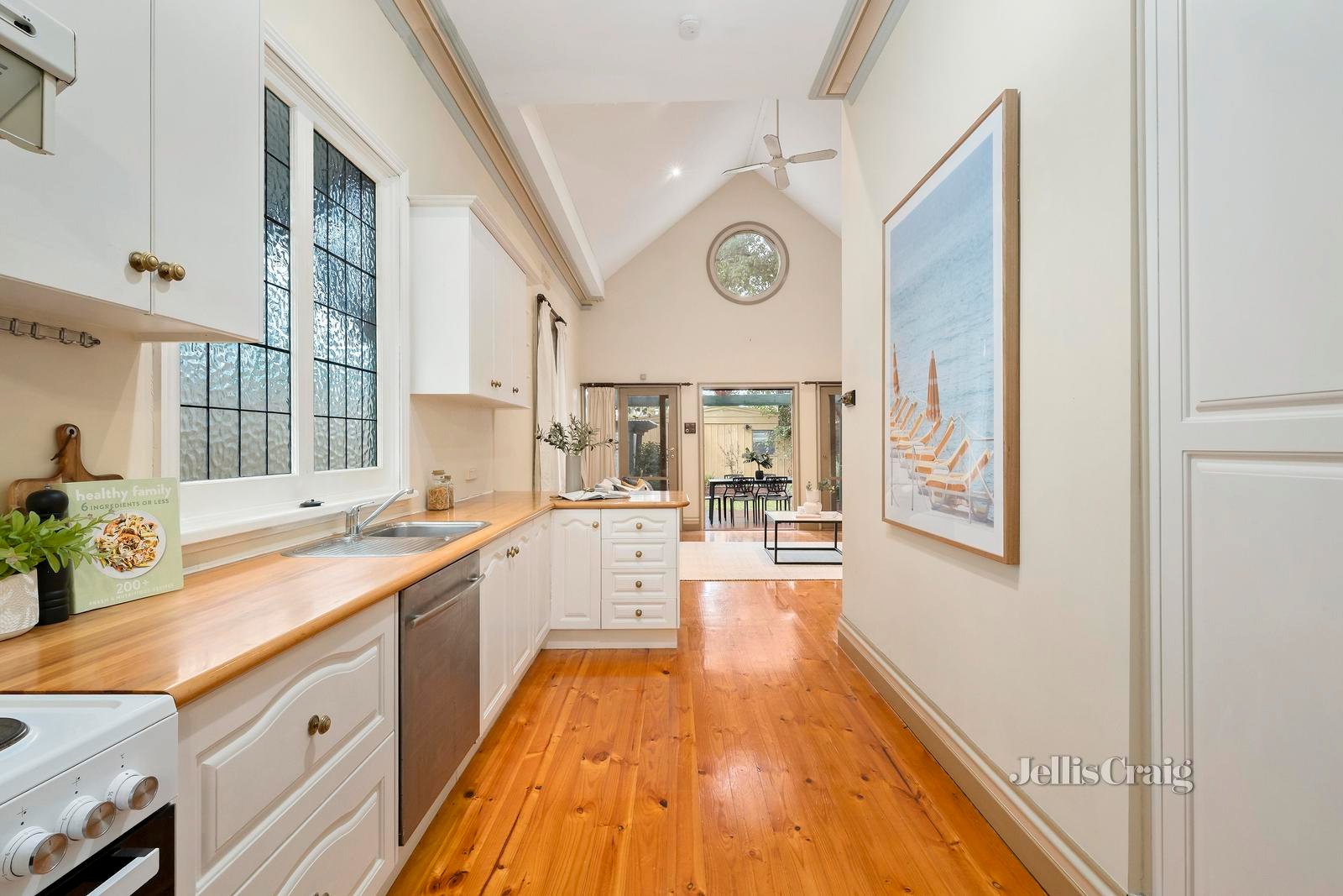 113 The Parade, Ascot Vale image 4