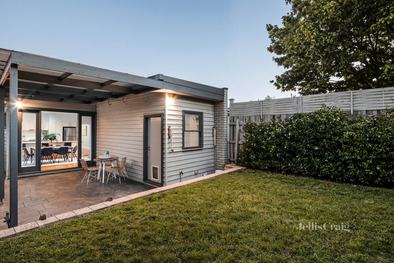 113 Tooronga Road, Glen Iris image 9