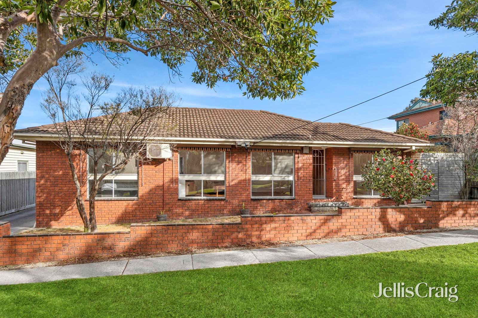 1/13 Volum Street, Manifold&nbsp;Heights image 1