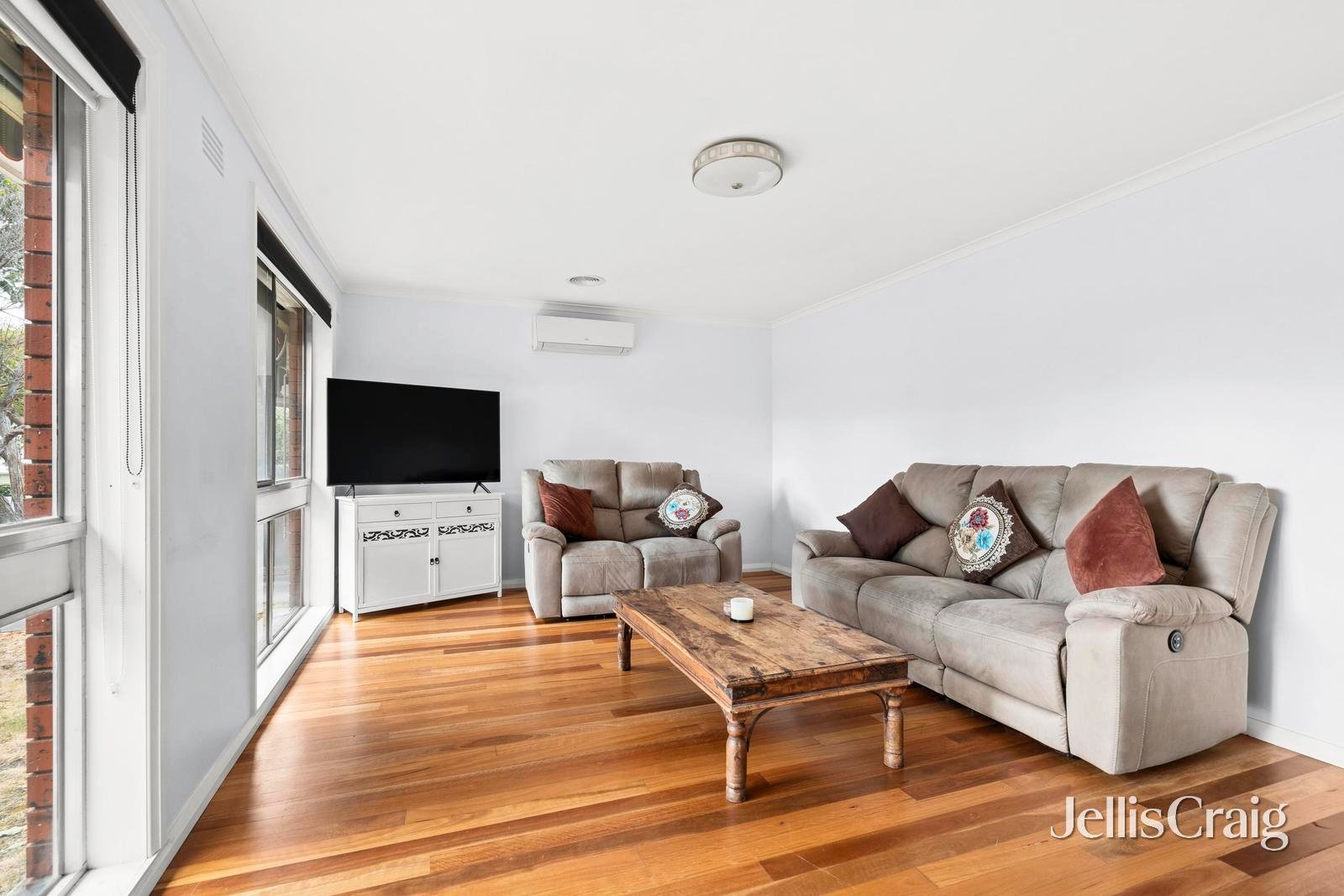 1/13 Volum Street, Manifold&nbsp;Heights image 2