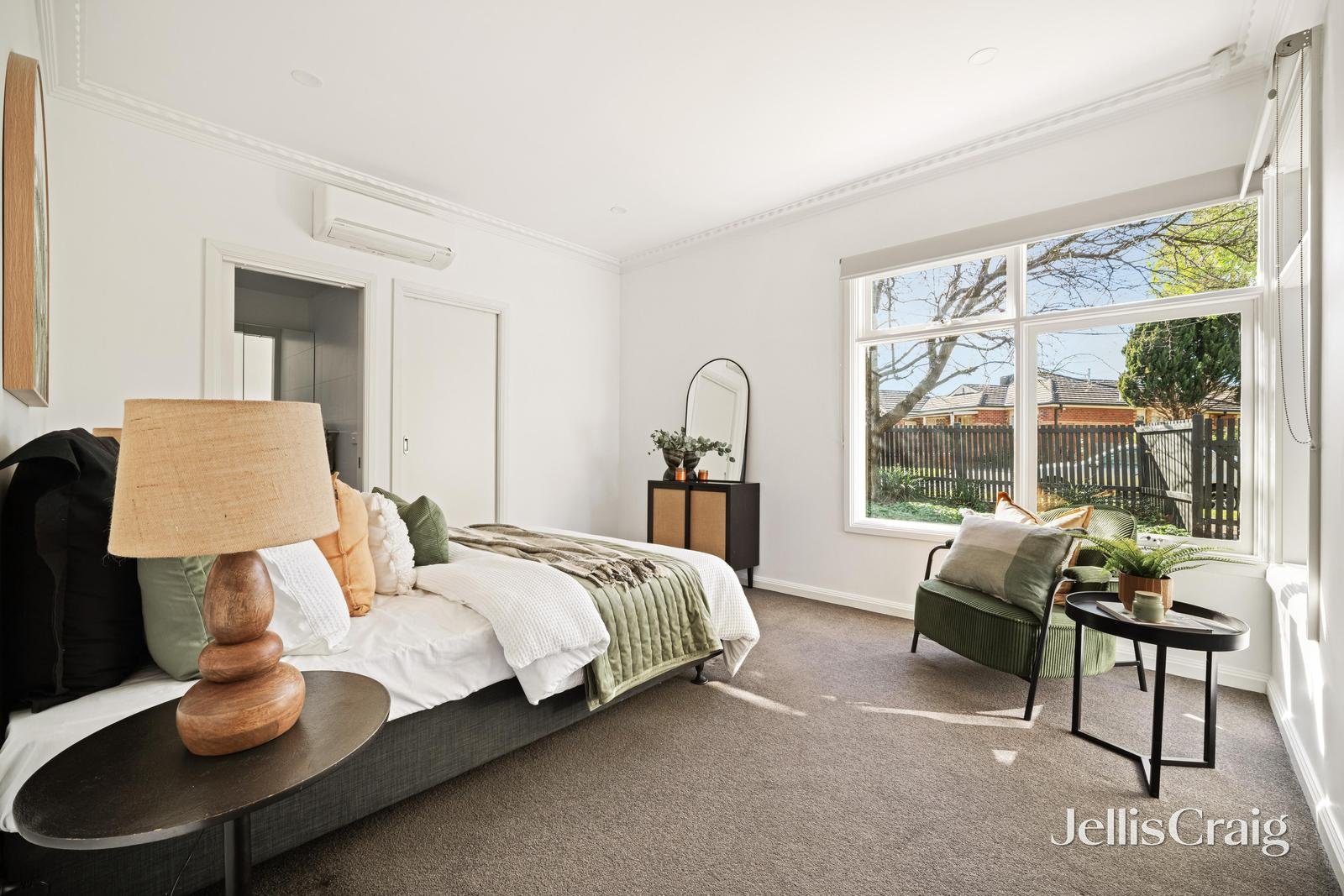 1/13 Waratah Avenue, Mordialloc image 8