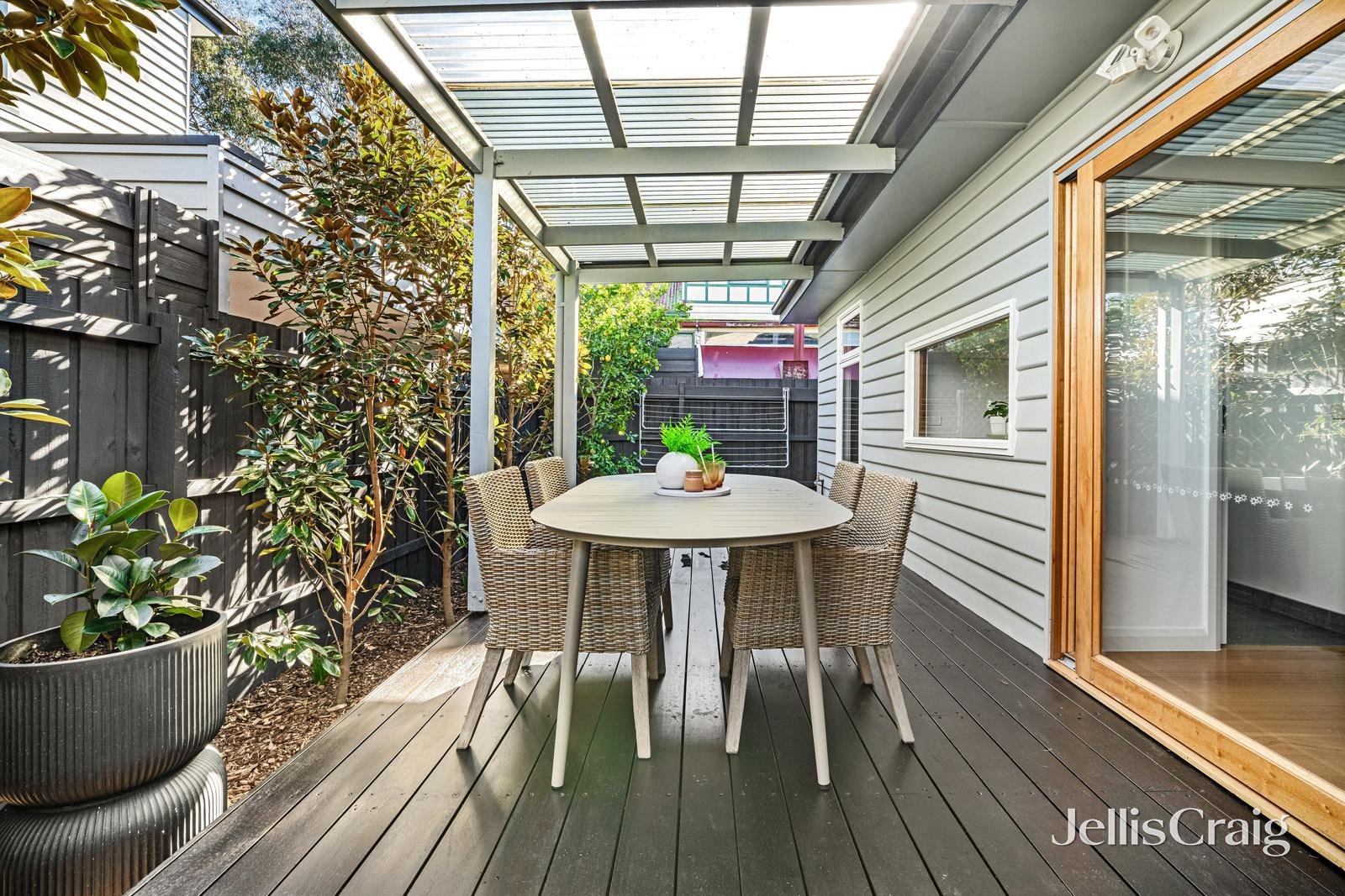 1/13 Waratah Avenue, Mordialloc image 12