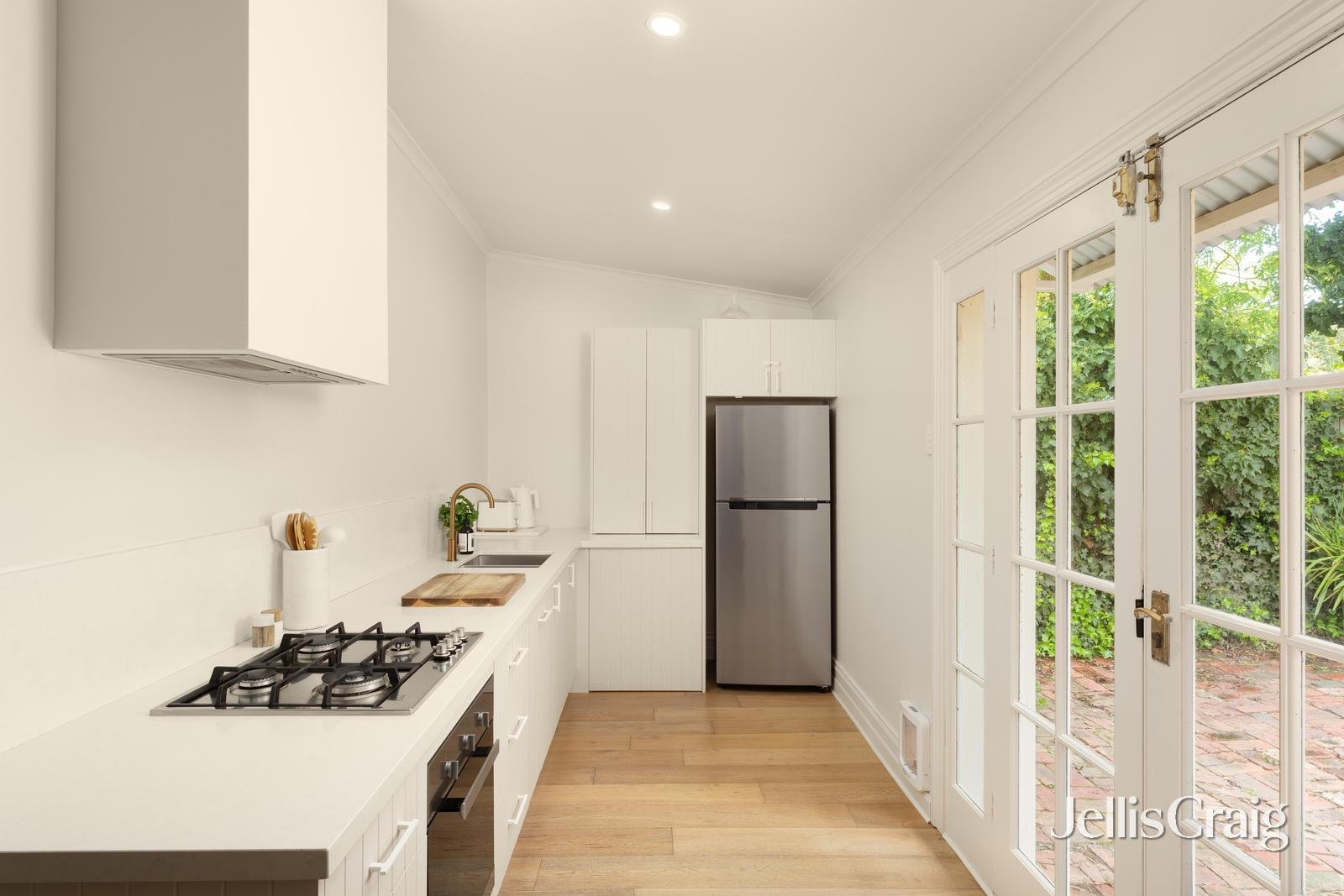 1130 Eyre Street, Newington image 5