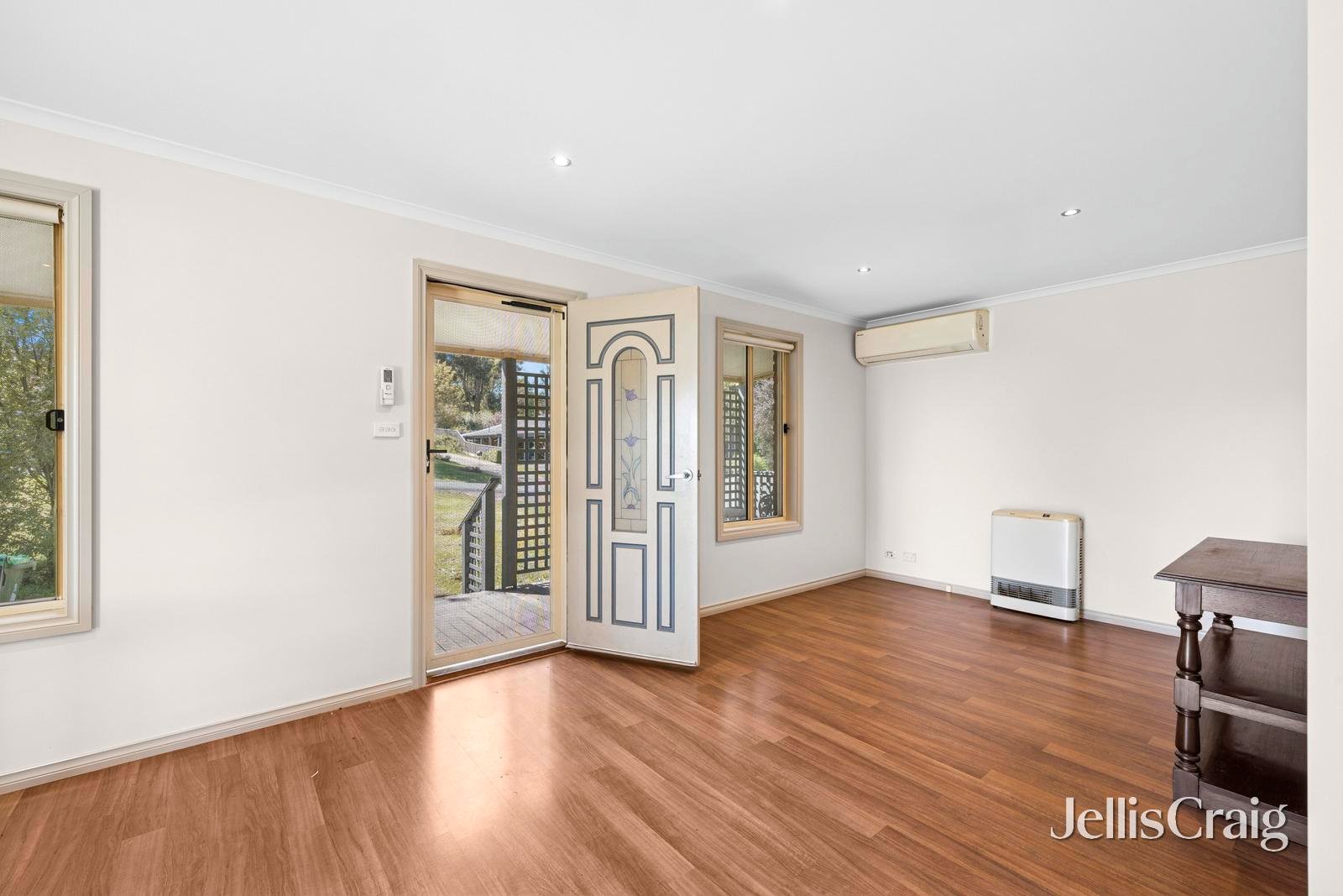 1/130 Raglan Street, Daylesford image 3