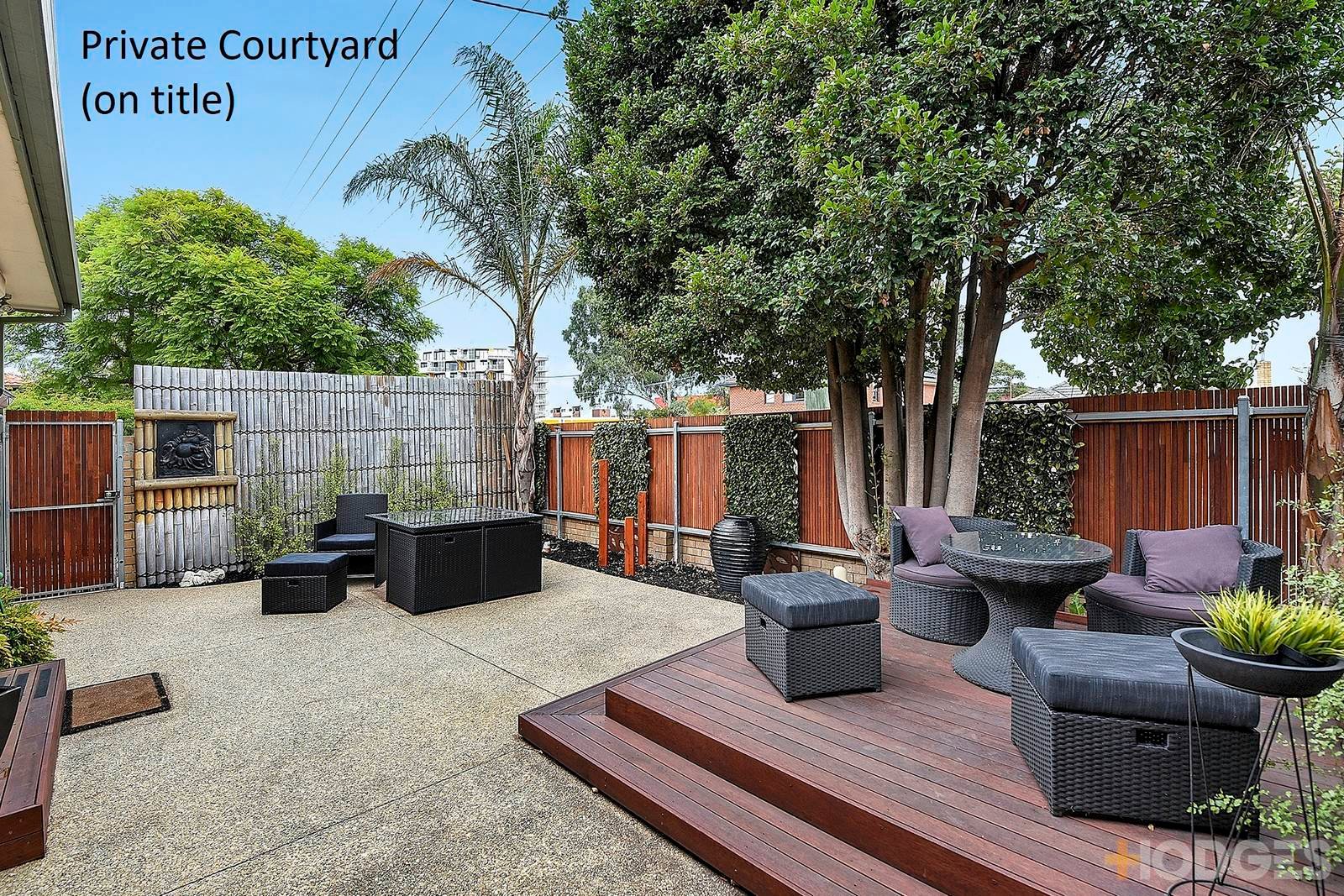 1 / 130 Warrigal Road Mentone