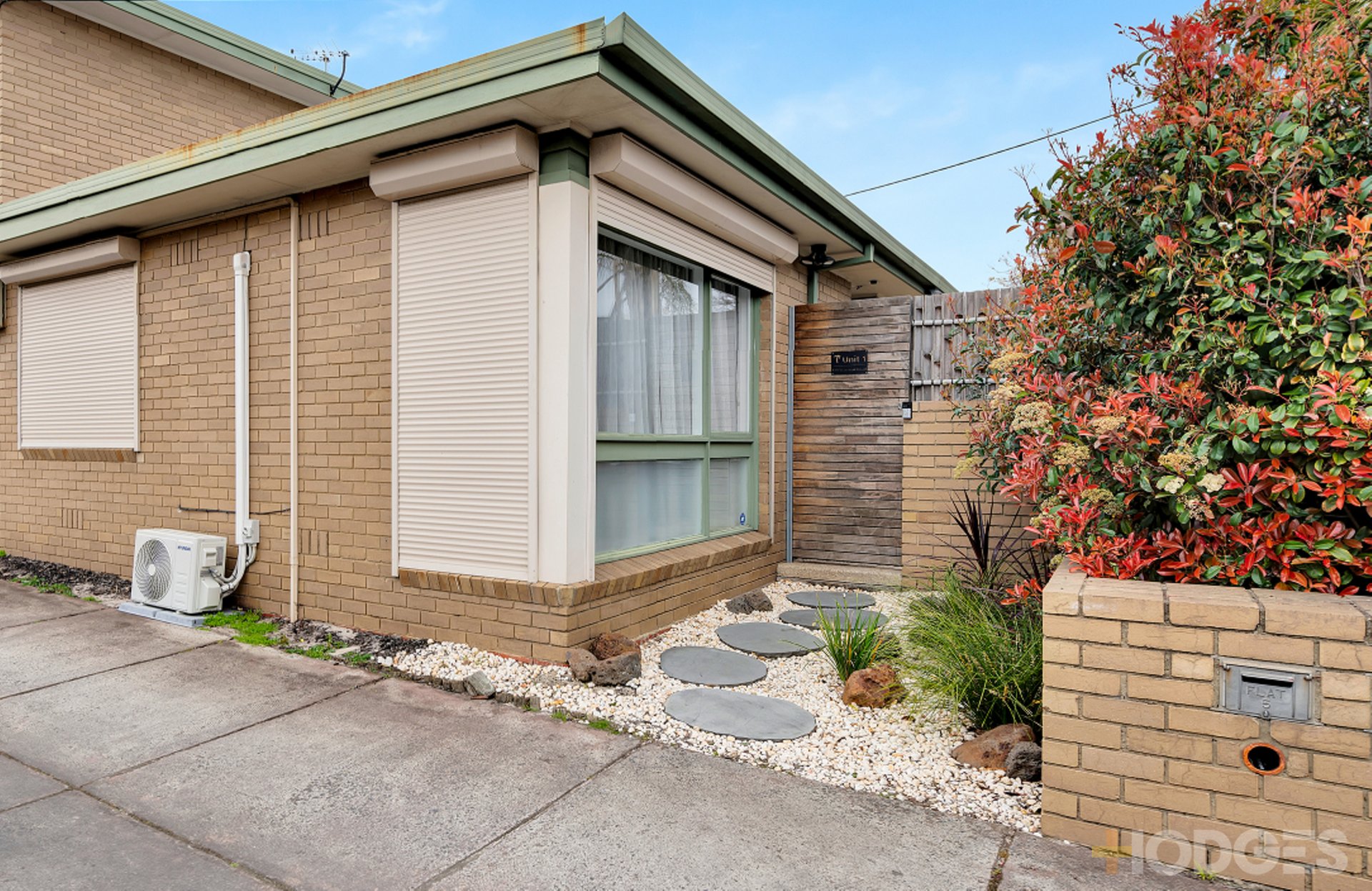 1 / 130 Warrigal Road Mentone