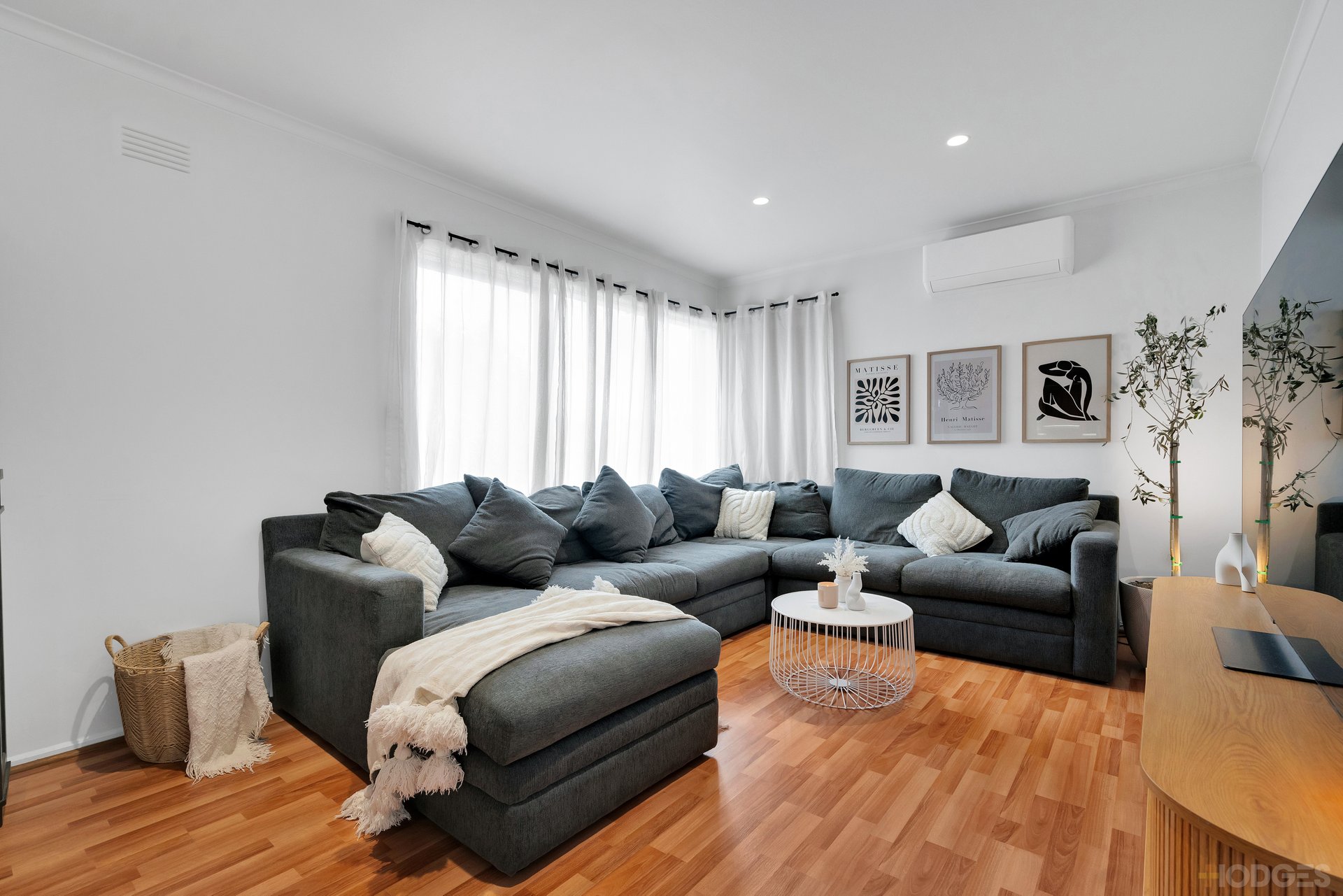 1 / 130 Warrigal Road Mentone