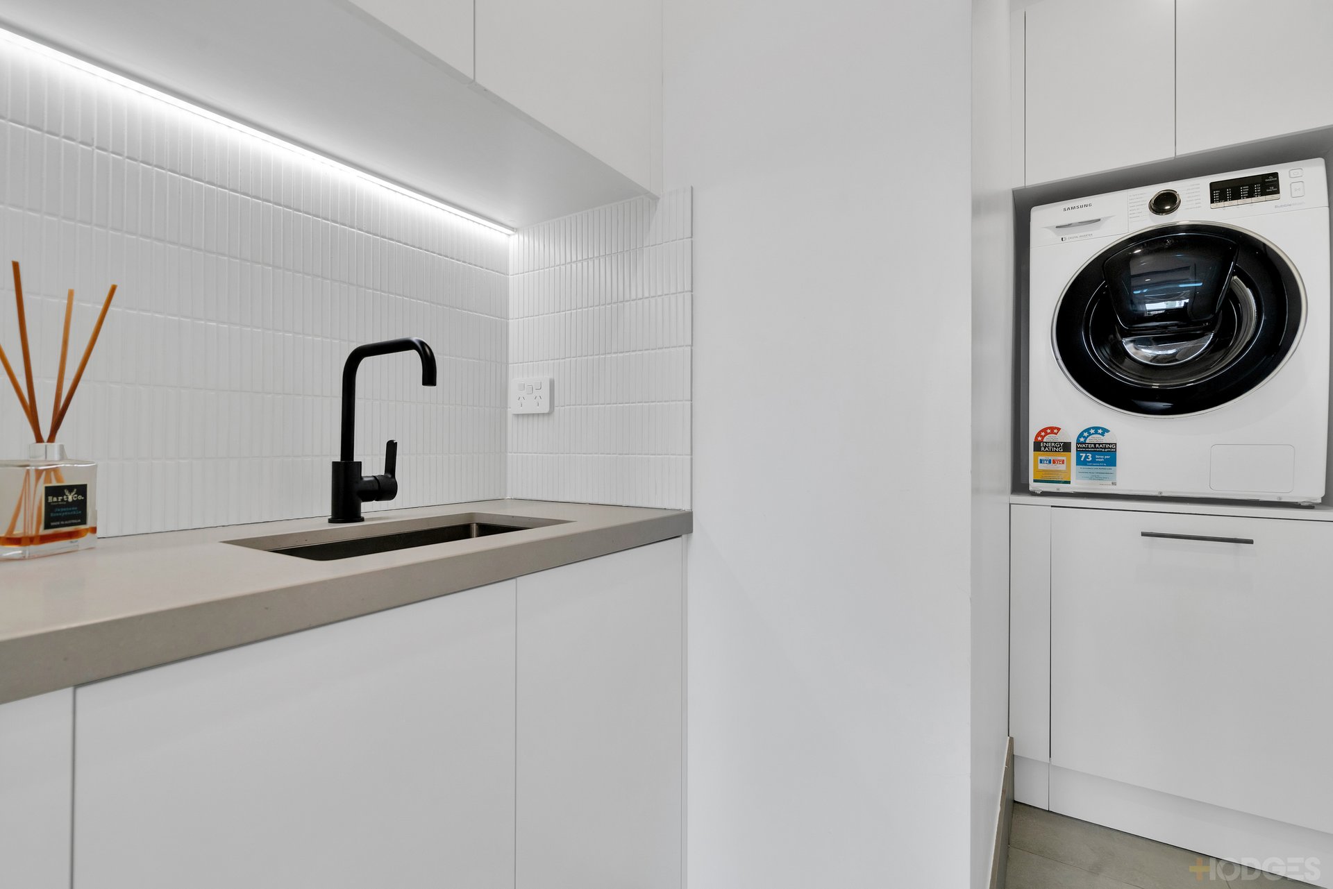 1 / 130 Warrigal Road Mentone