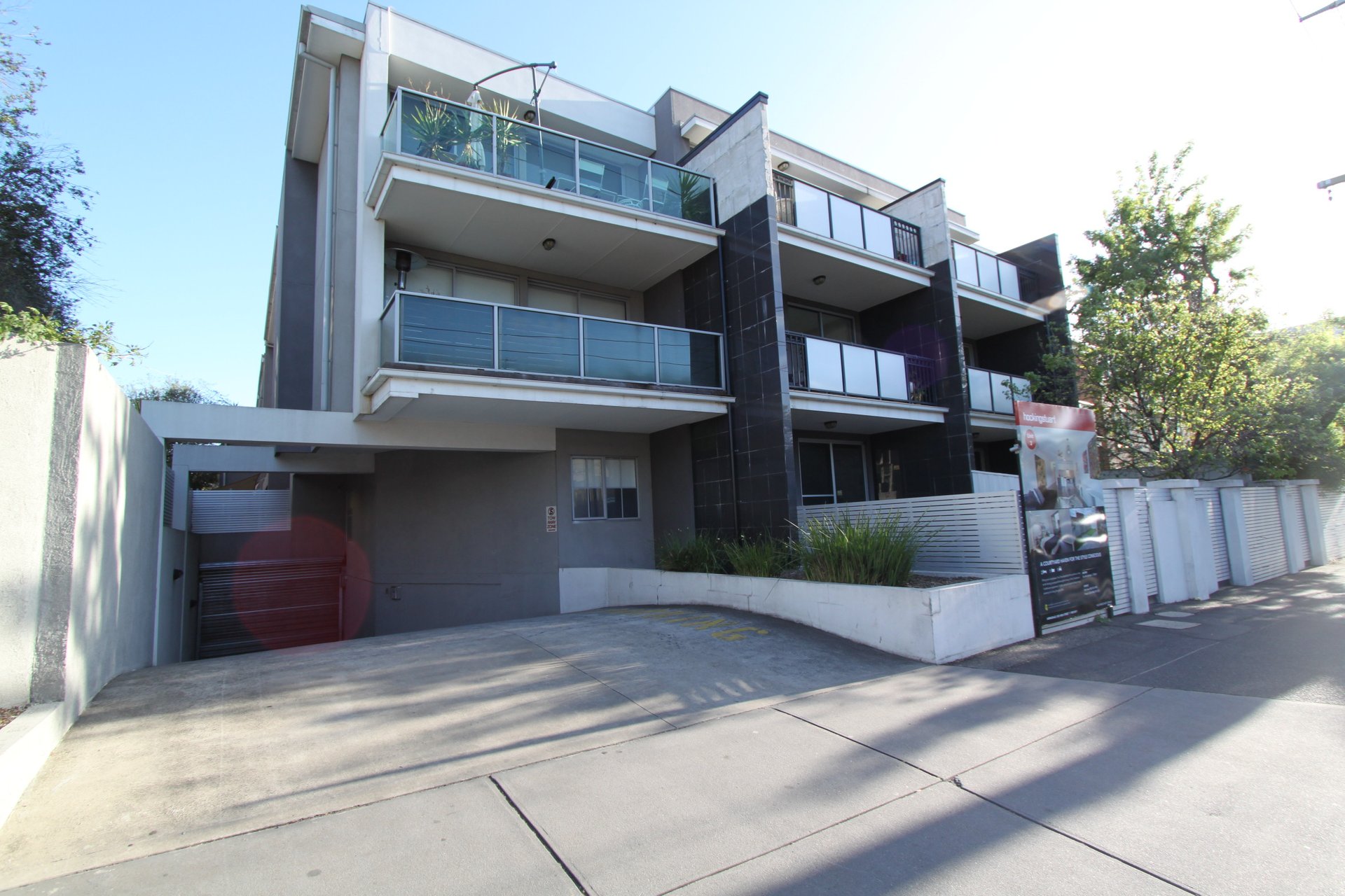 Property Gallery - Main Image