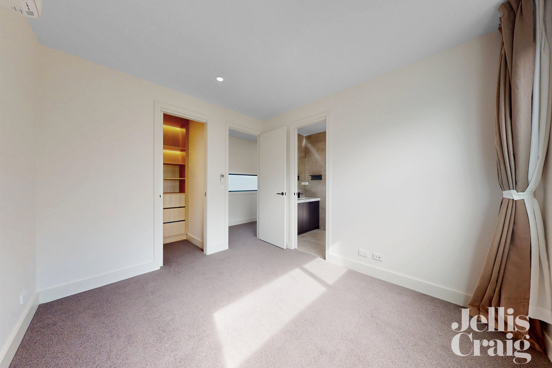1/1305 Glen Huntly Road, Carnegie image 8