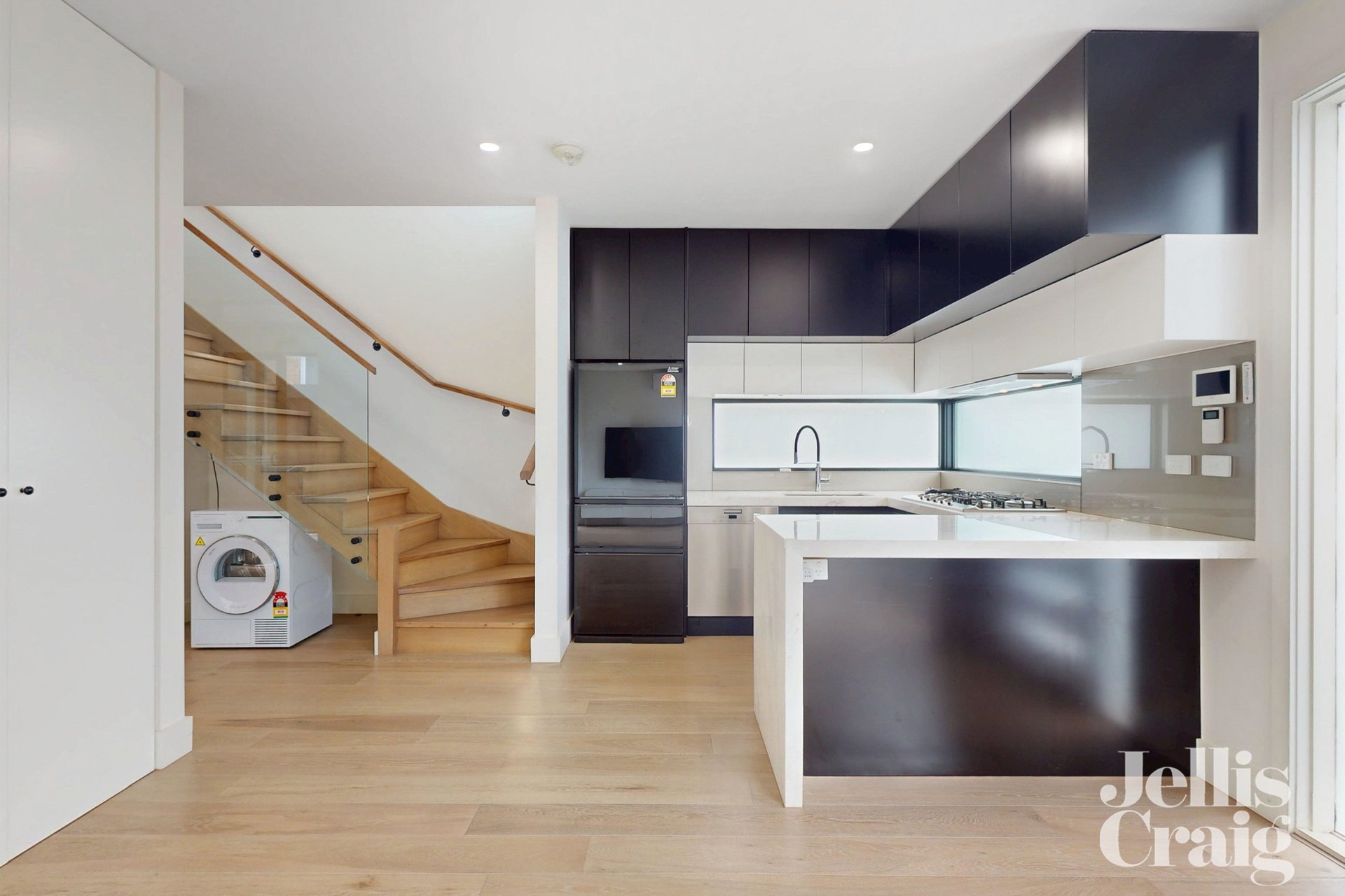 1/1305 Glen Huntly Road, Carnegie image 3