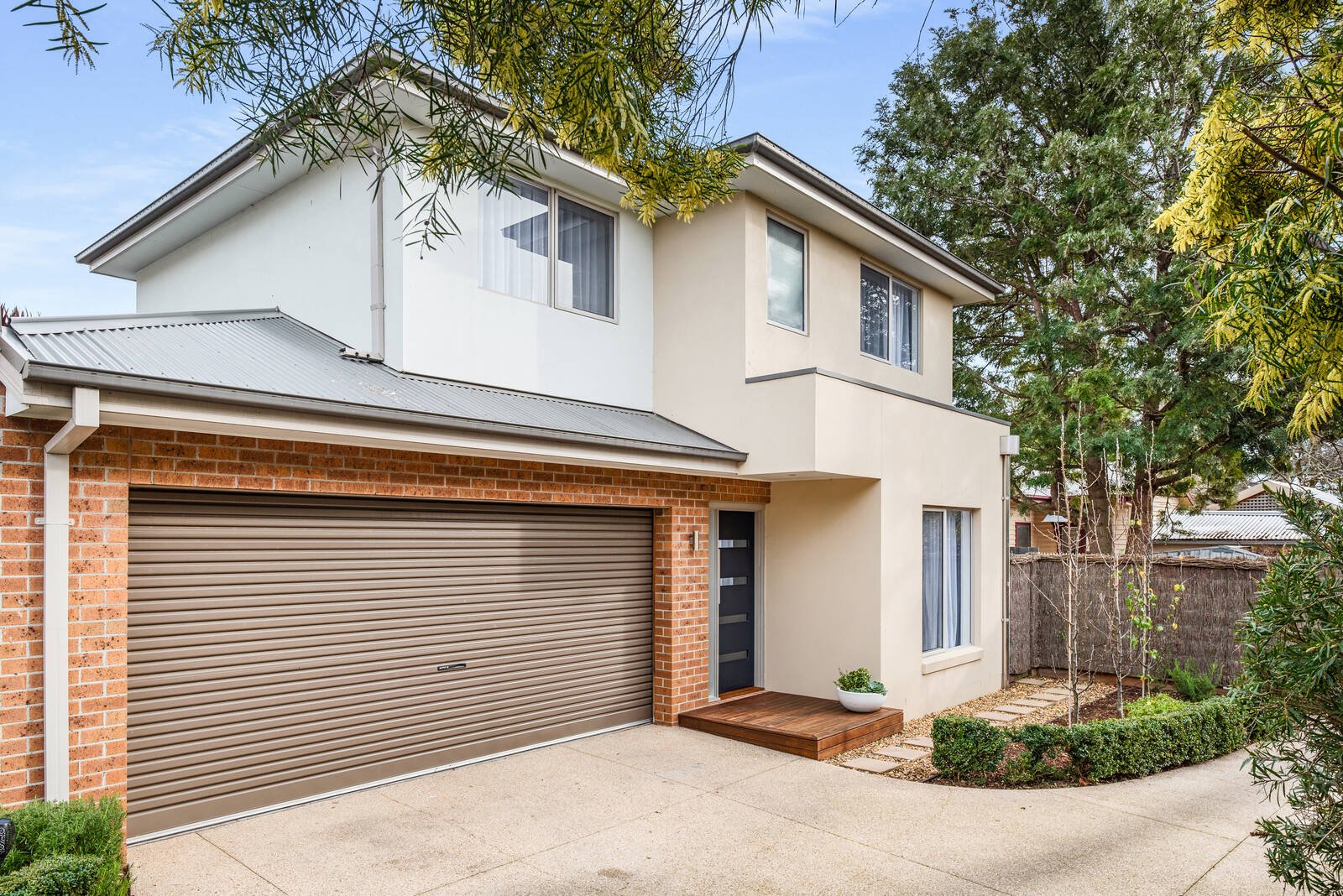 Property Gallery - Main Image