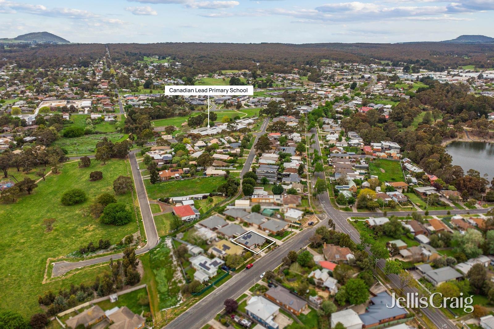 1/131 Larter Street, Canadian image 18