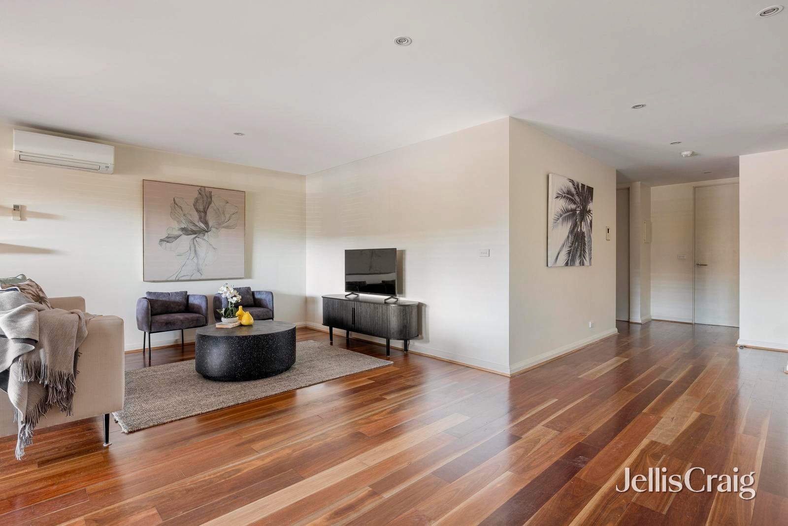1/1314 Dandenong Road, Hughesdale image 7