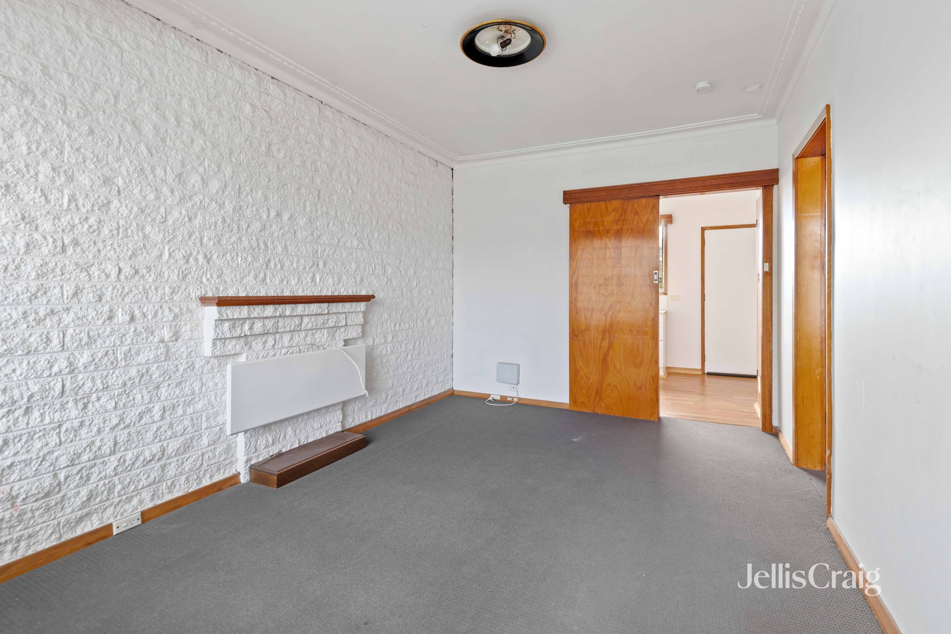 11/315 Chisholm Street, Black Hill image 2