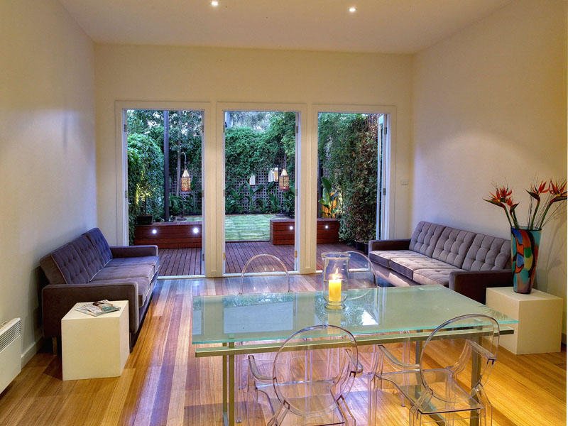 1/132 Carlisle Street, St Kilda image 6
