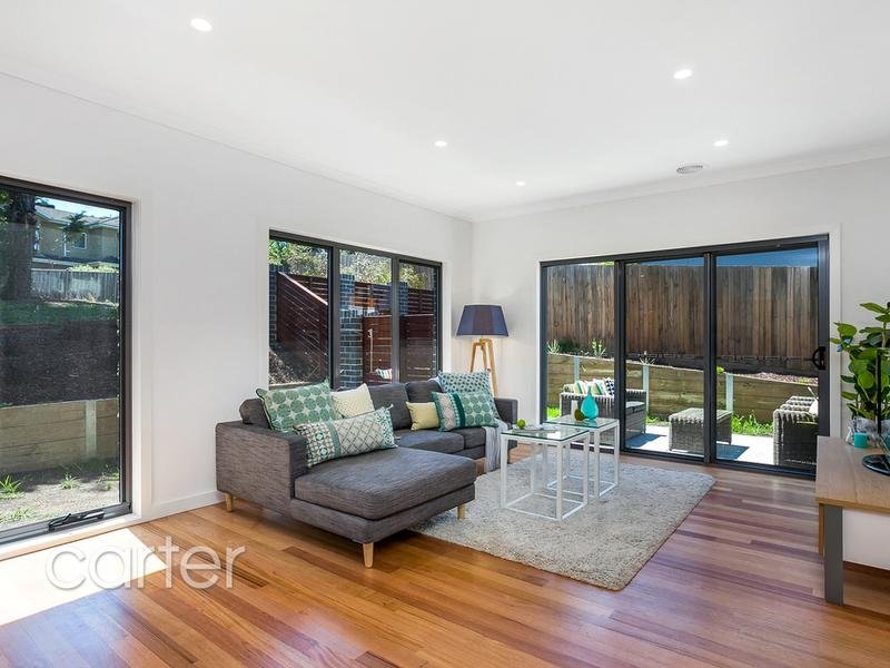 1/132 Warrandyte Road, Ringwood image 2