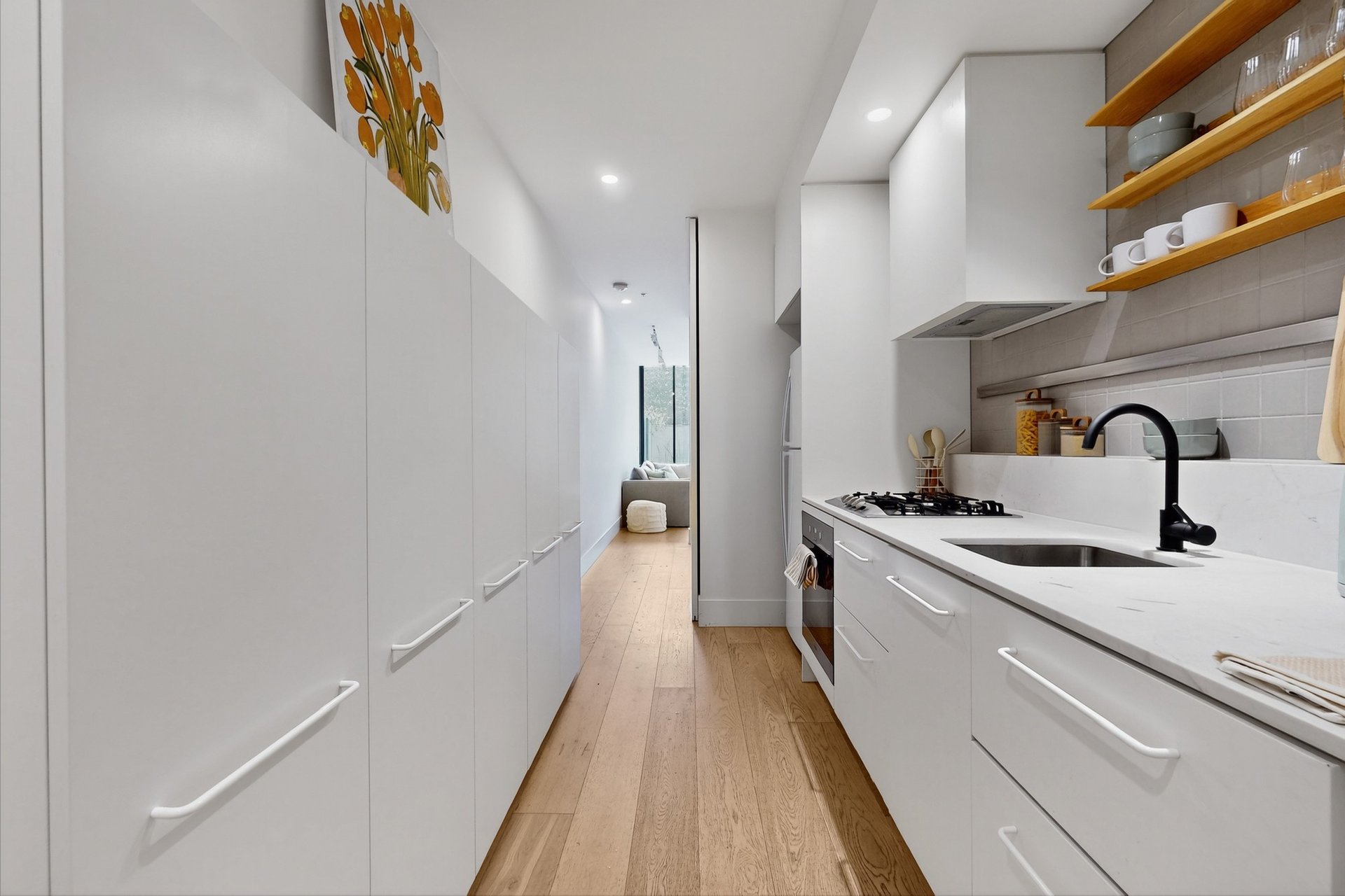 113/20 Camberwell Road, Hawthorn East image 3