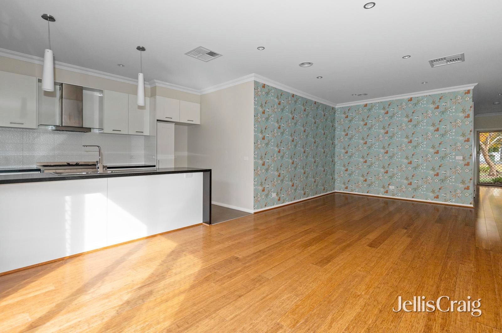 1/1334 Gregory Street, Lake Wendouree image 3