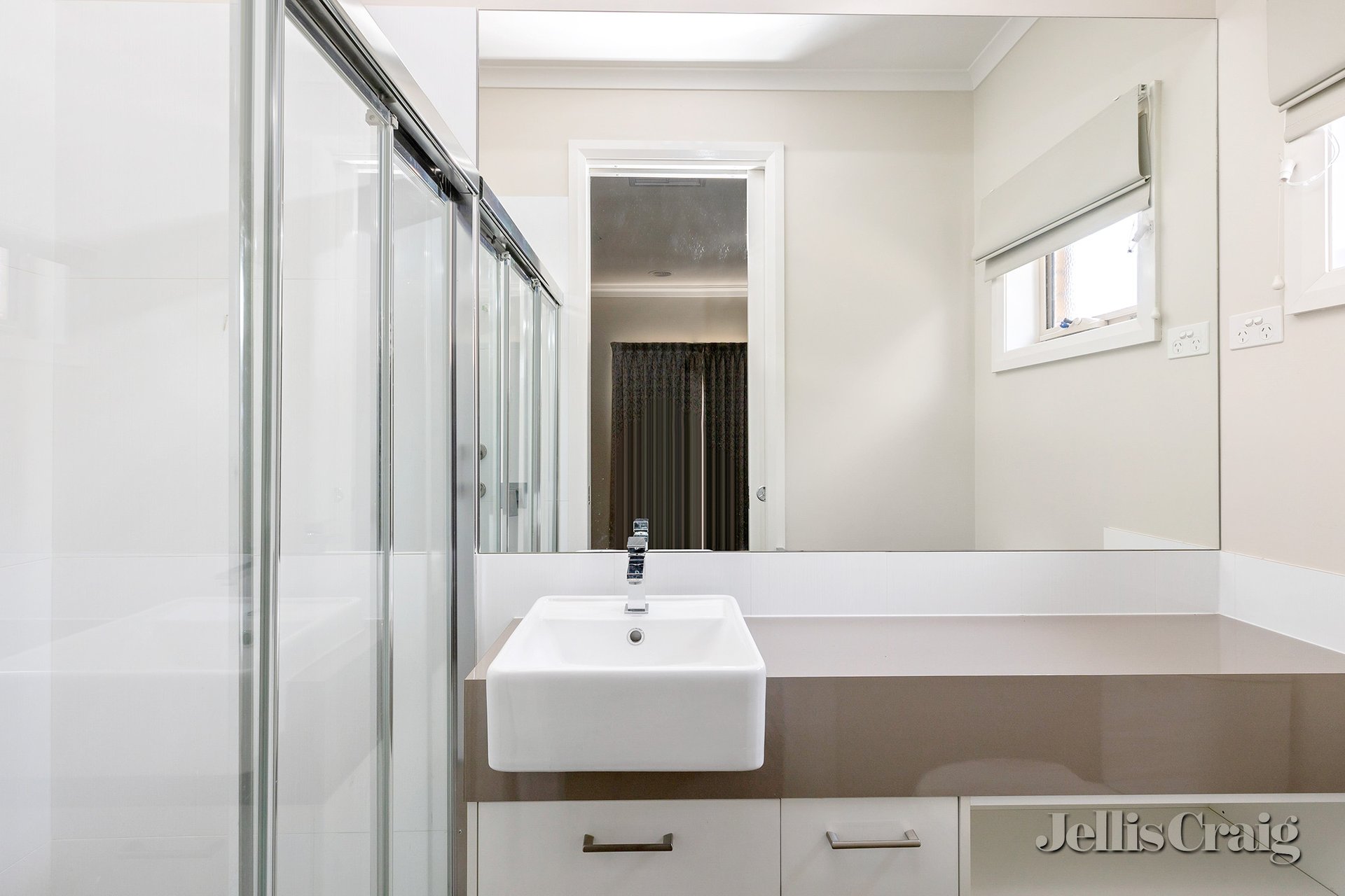 1/1334 Gregory Street, Lake Wendouree image 6