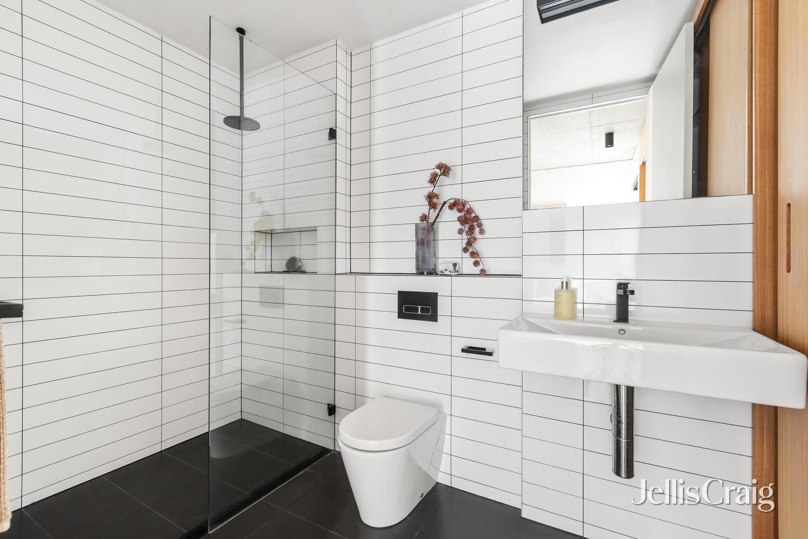 1/135 Coppin Street, Richmond image 8