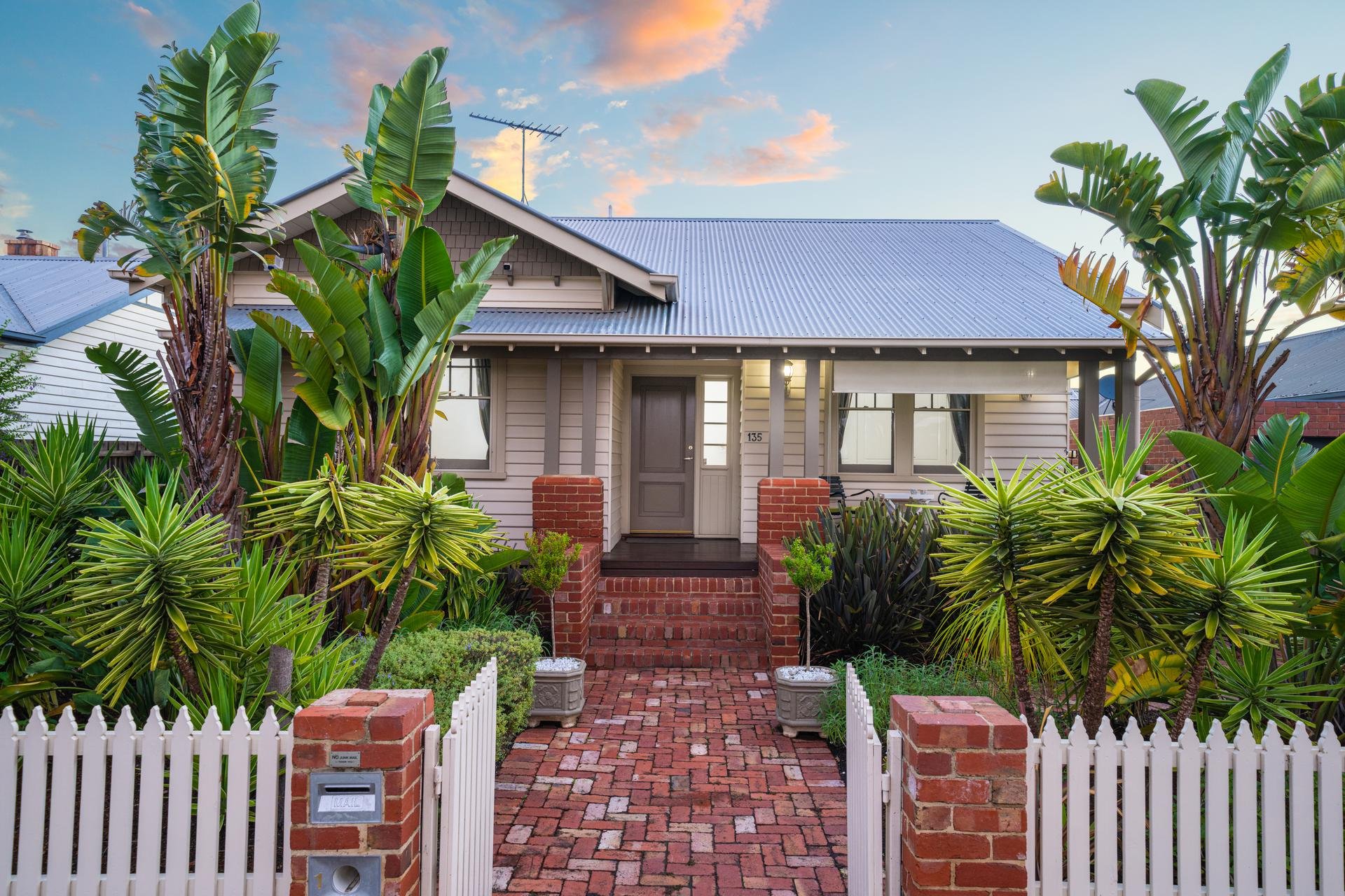 Property Gallery - Main Image