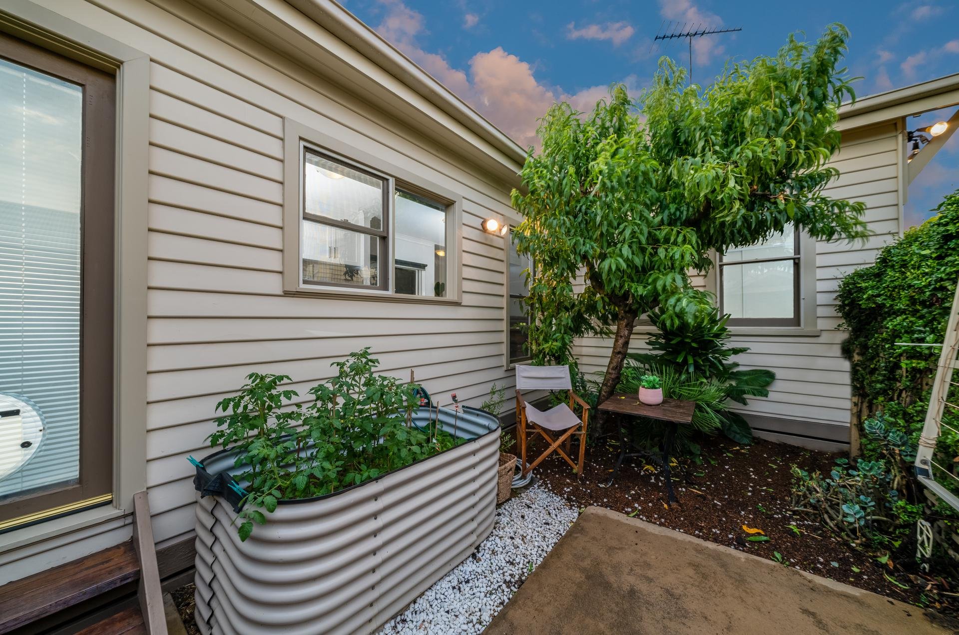 Property Gallery Thumbnail 9