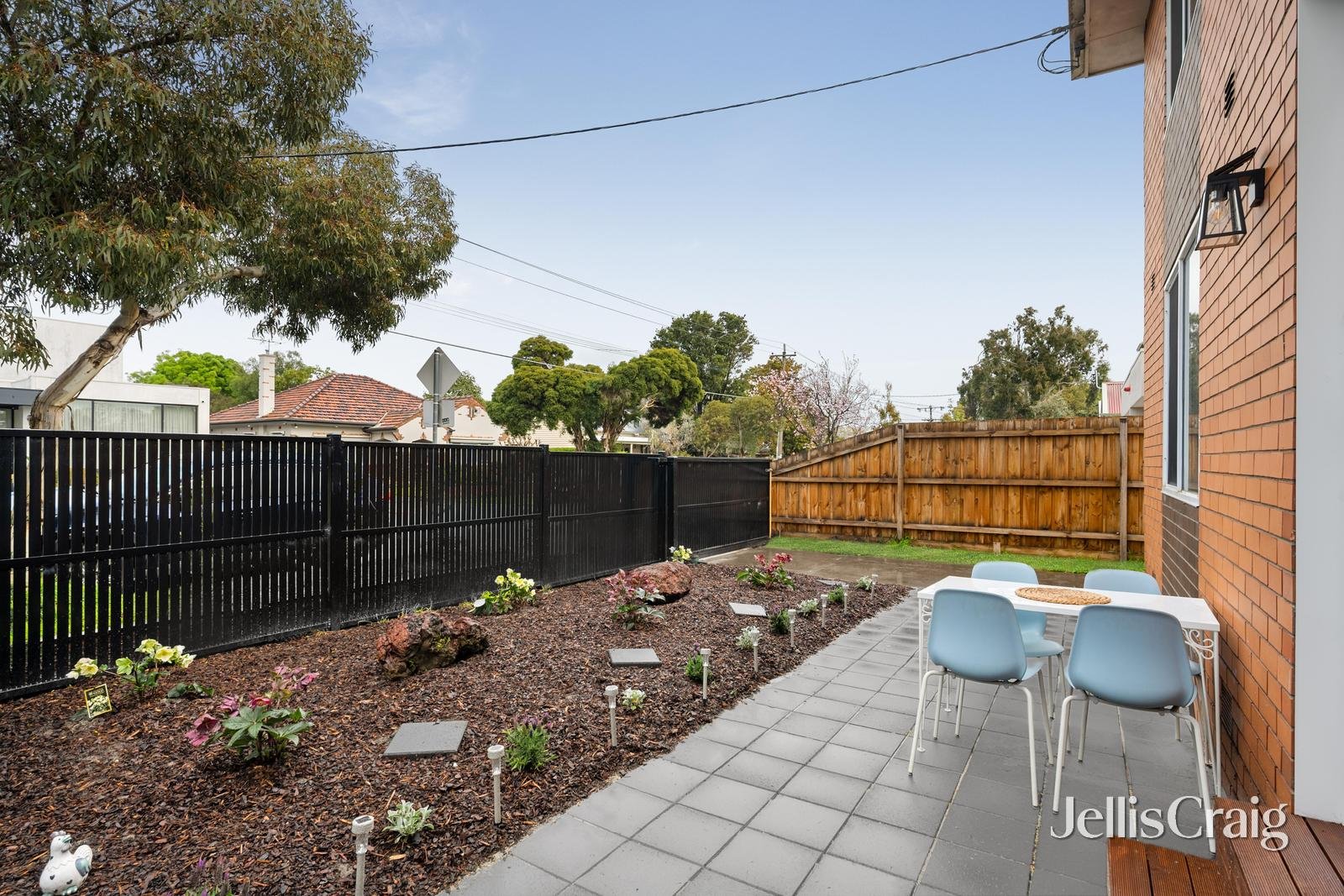 1/136 Smith Street, Thornbury image 1