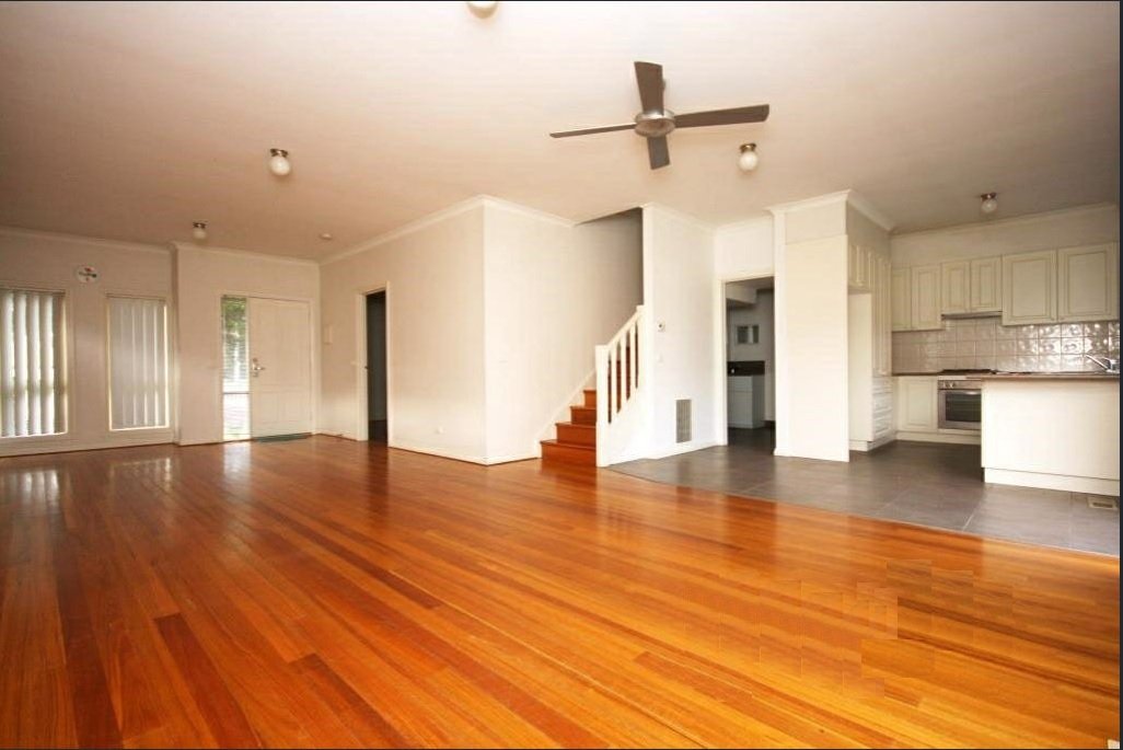 1/1372 Dandenong Road, Hughesdale image 2